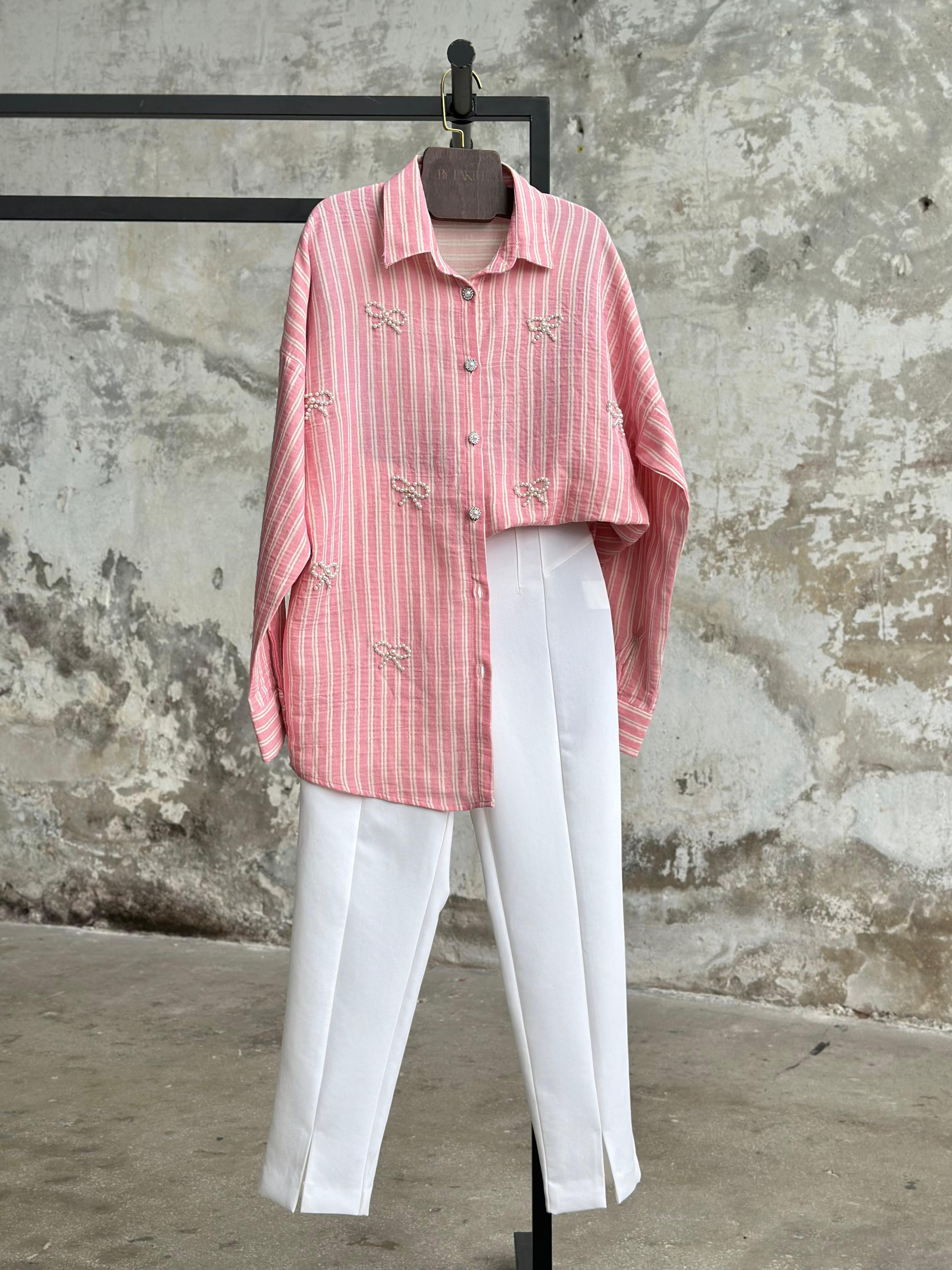 Oversize İnci Fiyonklu Çizgili Gömlek (Pembe)