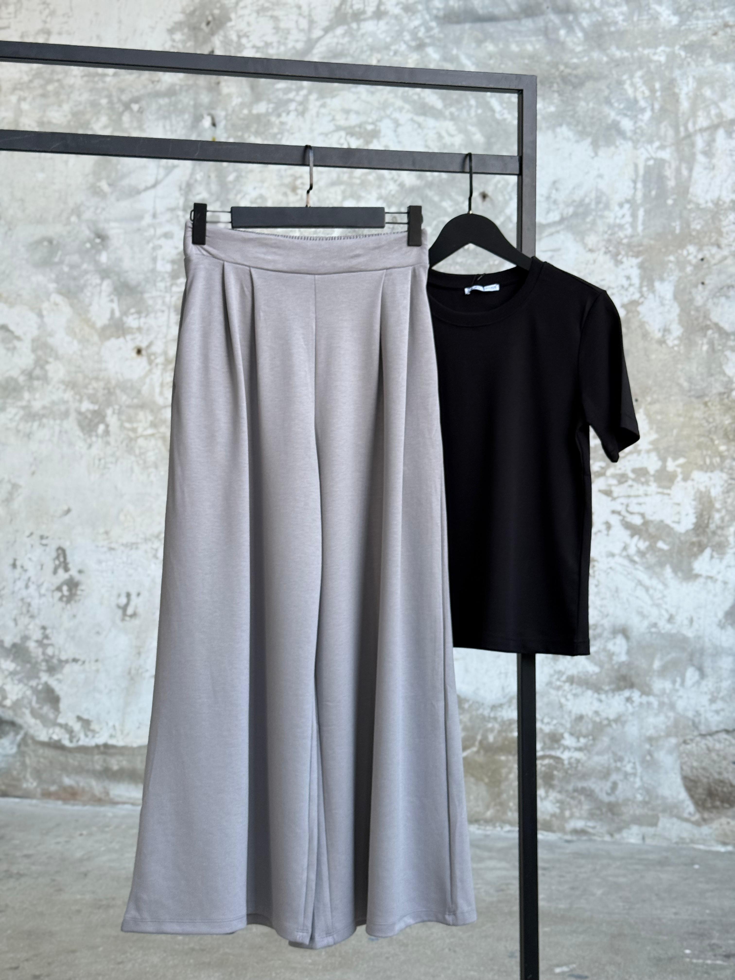 Oys Model Bel Lastik Detaylı Bol Pantolon (Açık Gri)