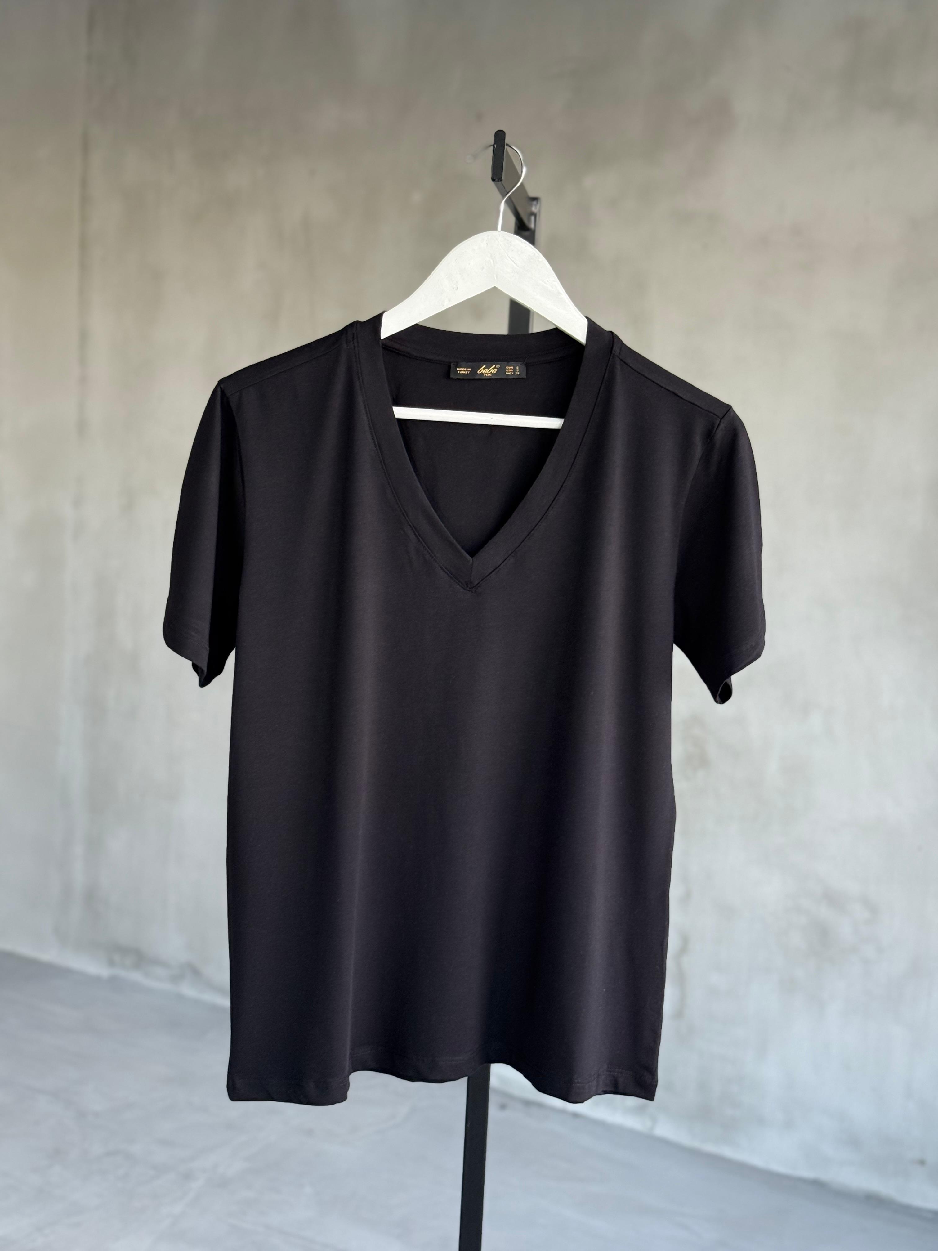 Oys V Yaka Basic Tişört (Siyah)