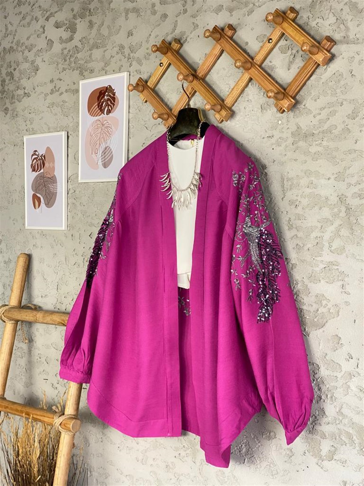 Payetli Özel El İşlemeli Kimono (Fuşya)