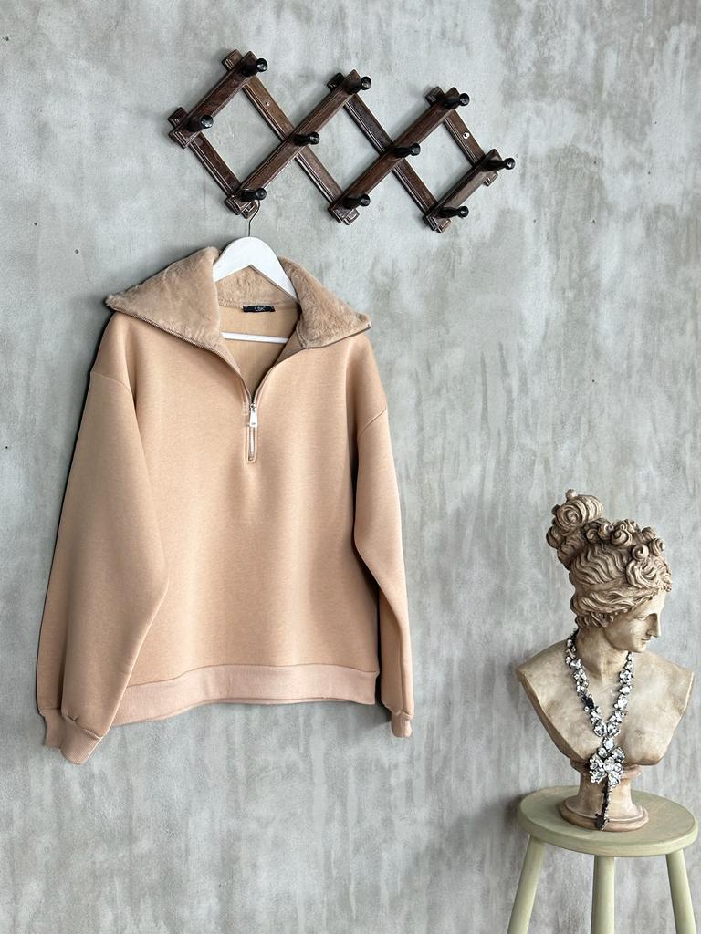 Peluş Yaka Yarım Fermuarlı Şardonlu Kadın Sweat (Camel)