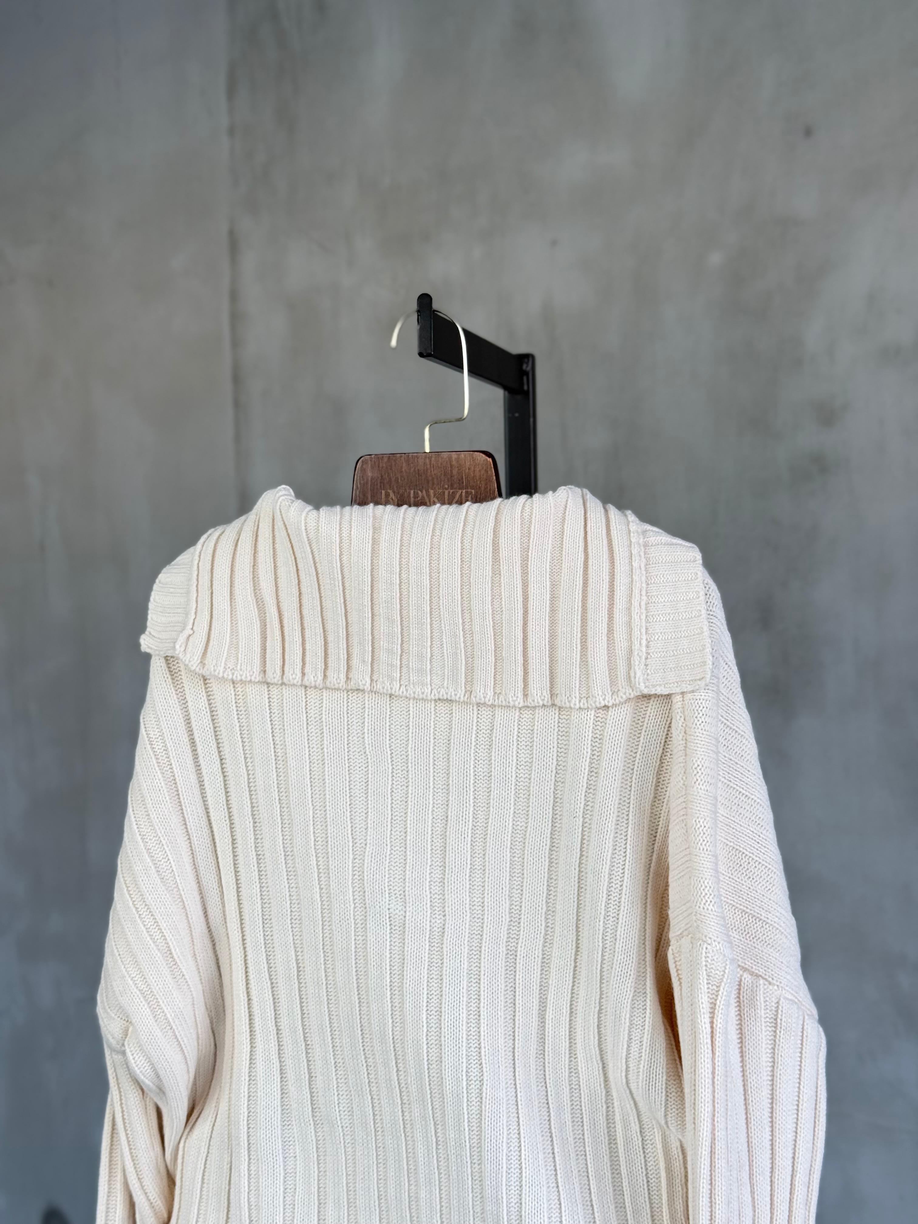 Polo Yaka Oversize Kazak (Bej)