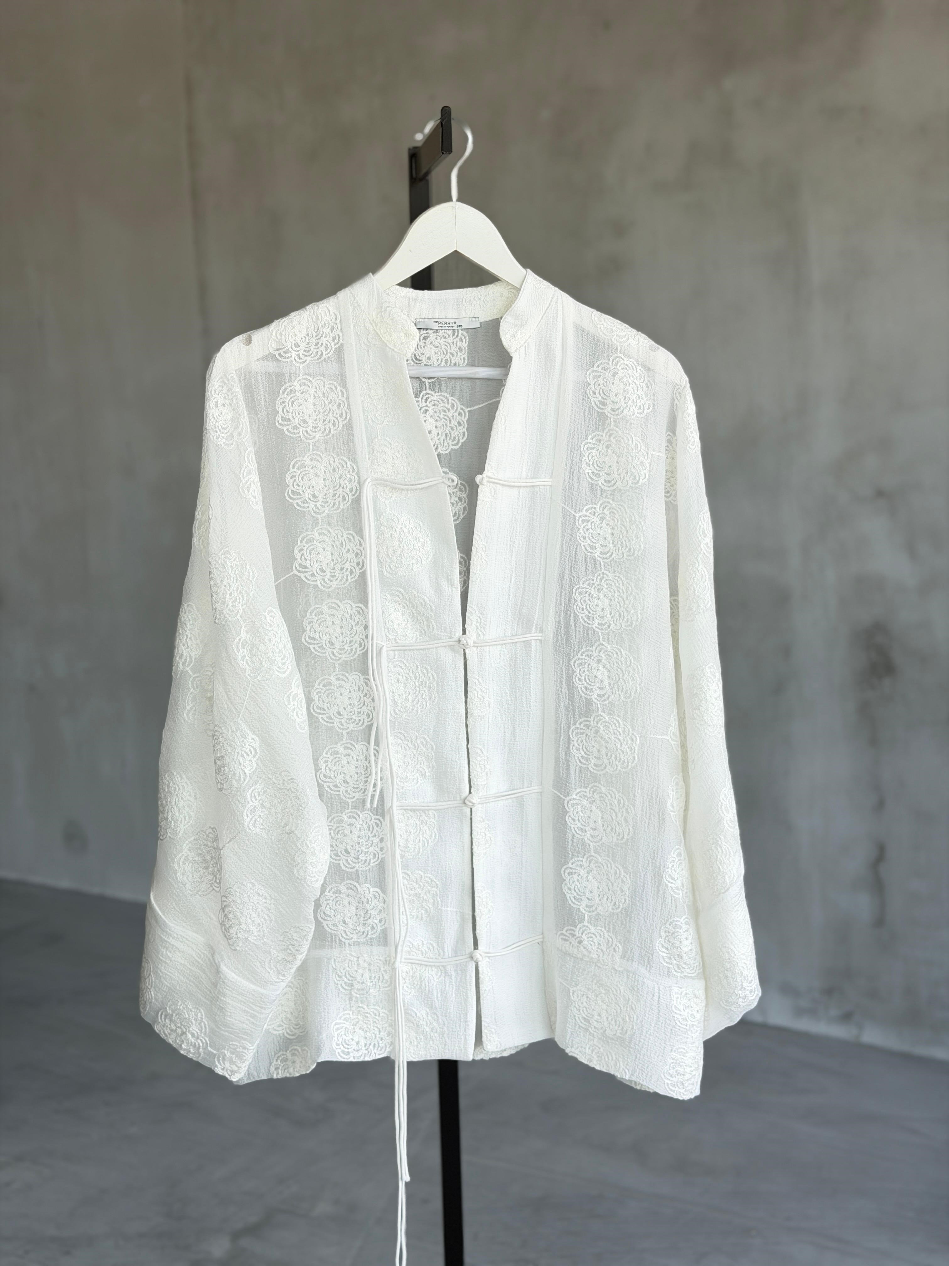 Premium Brode Kumaş Bağlama Detaylı Kimono Gömlek (Beyaz)