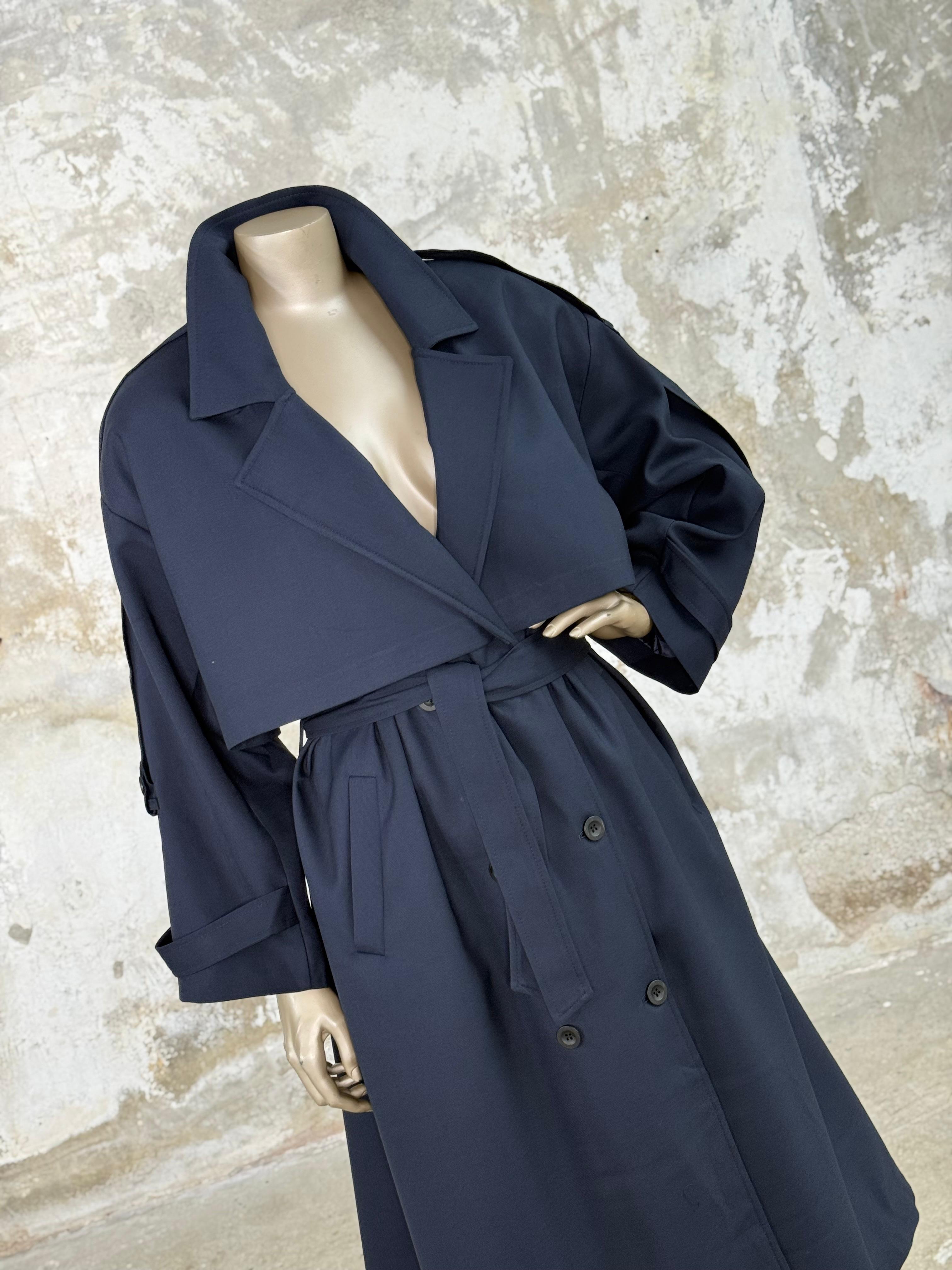 Premium Kalite Omuzu Uzun Apoletli Trençkot (Lacivert)