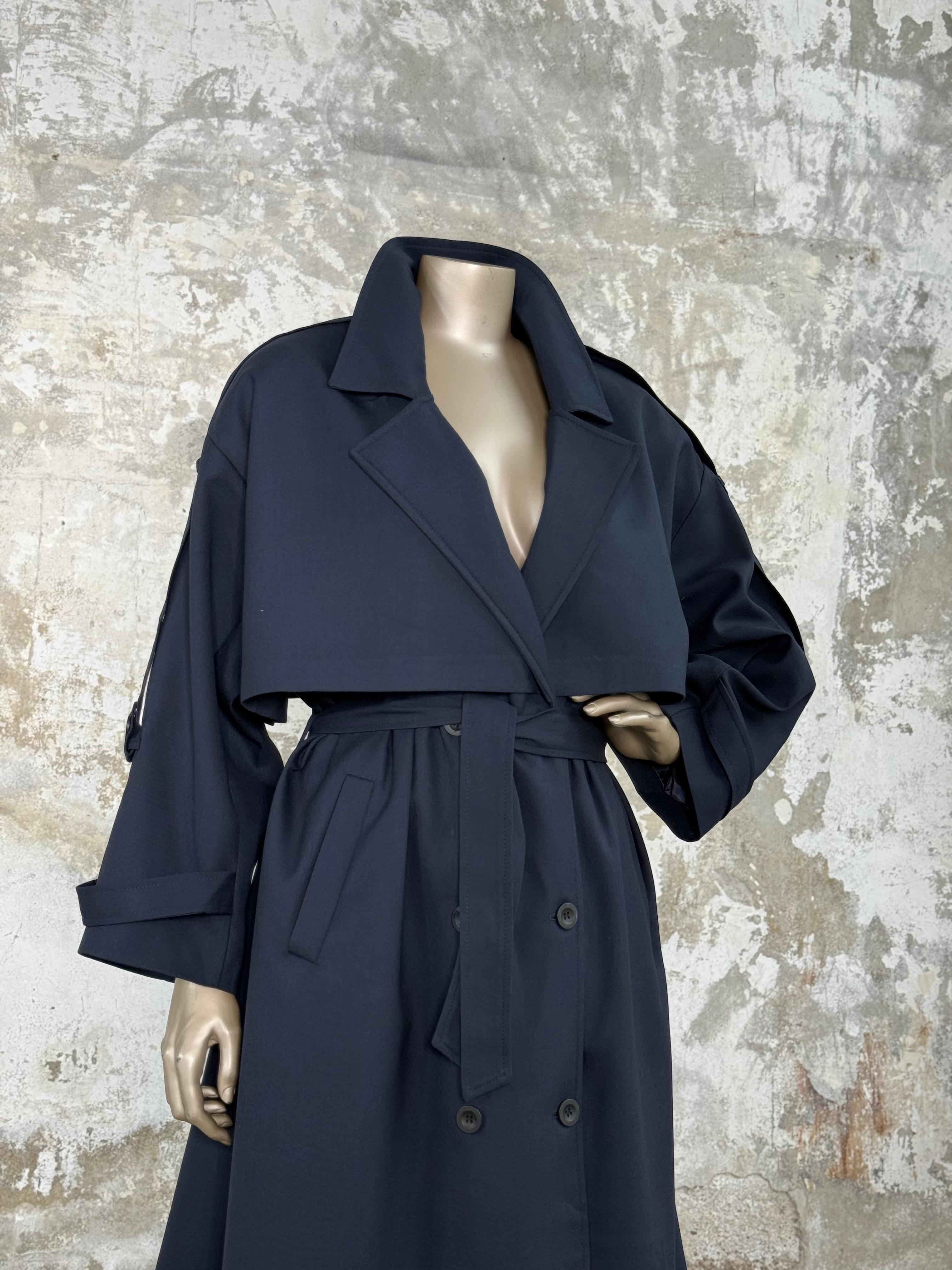 Premium Kalite Omuzu Uzun Apoletli Trençkot (Lacivert)