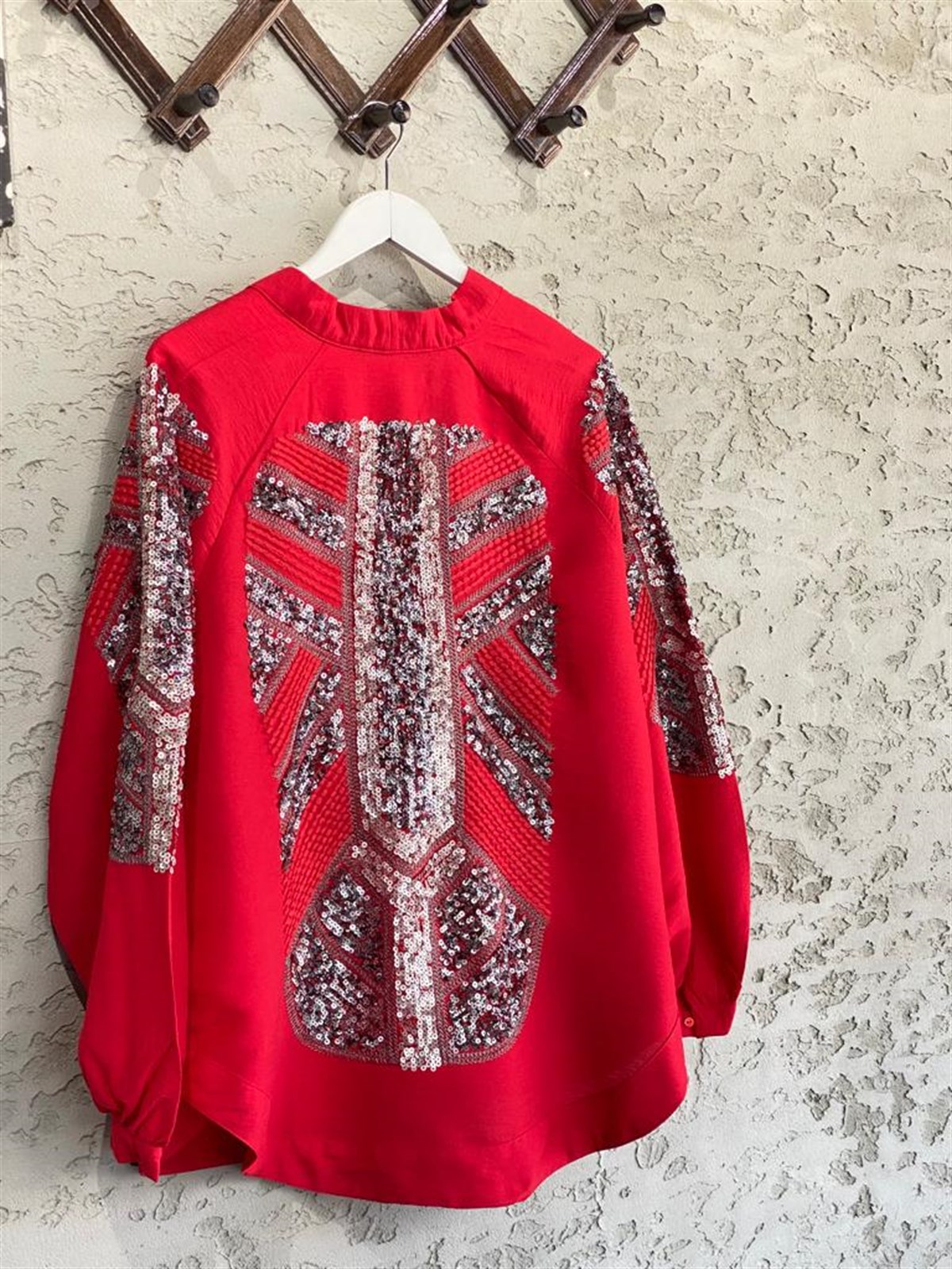 Pul Payet İşlemeli Kırmızı Keten Kimono