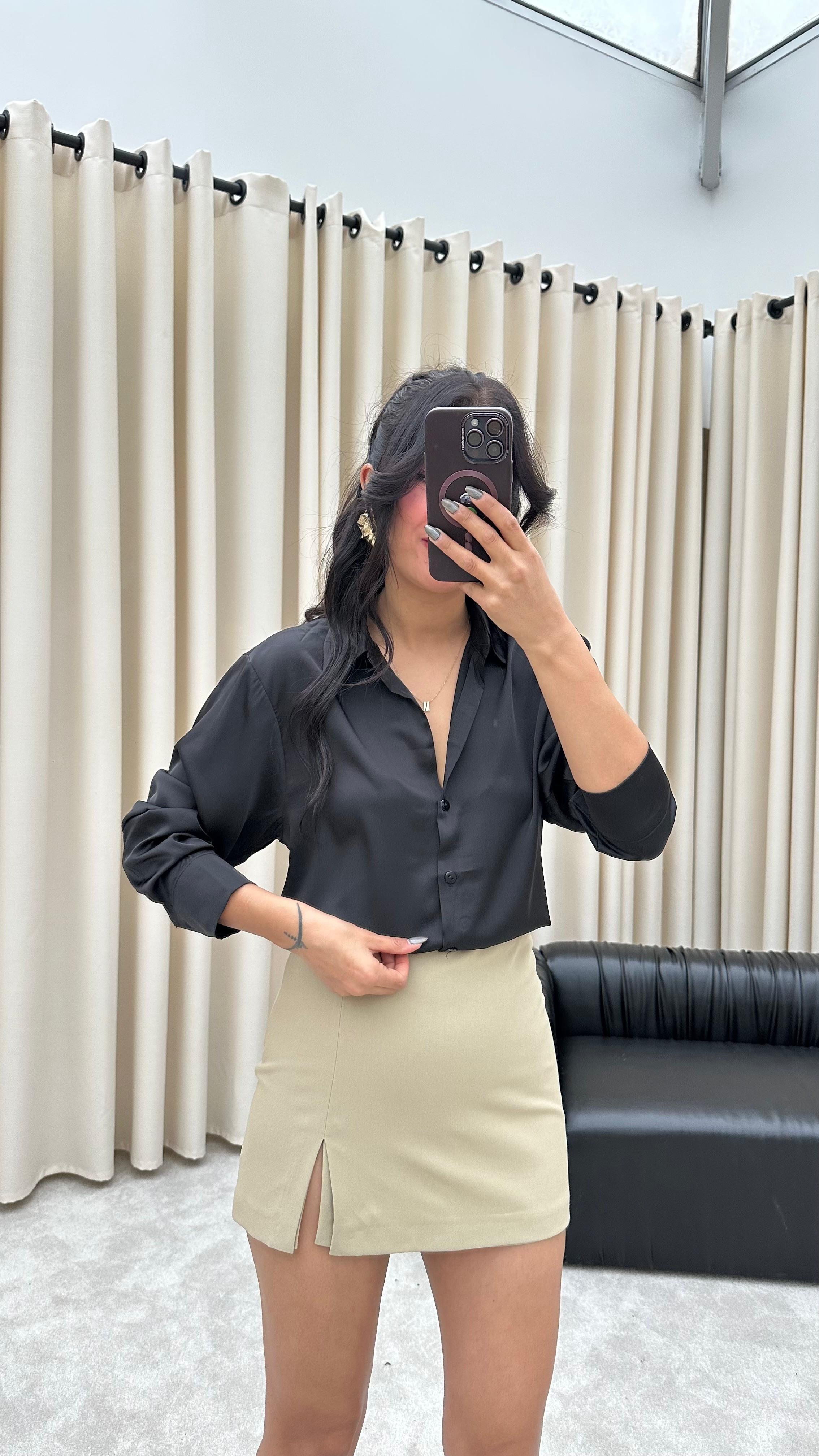 Saten Siyah Gömlek 