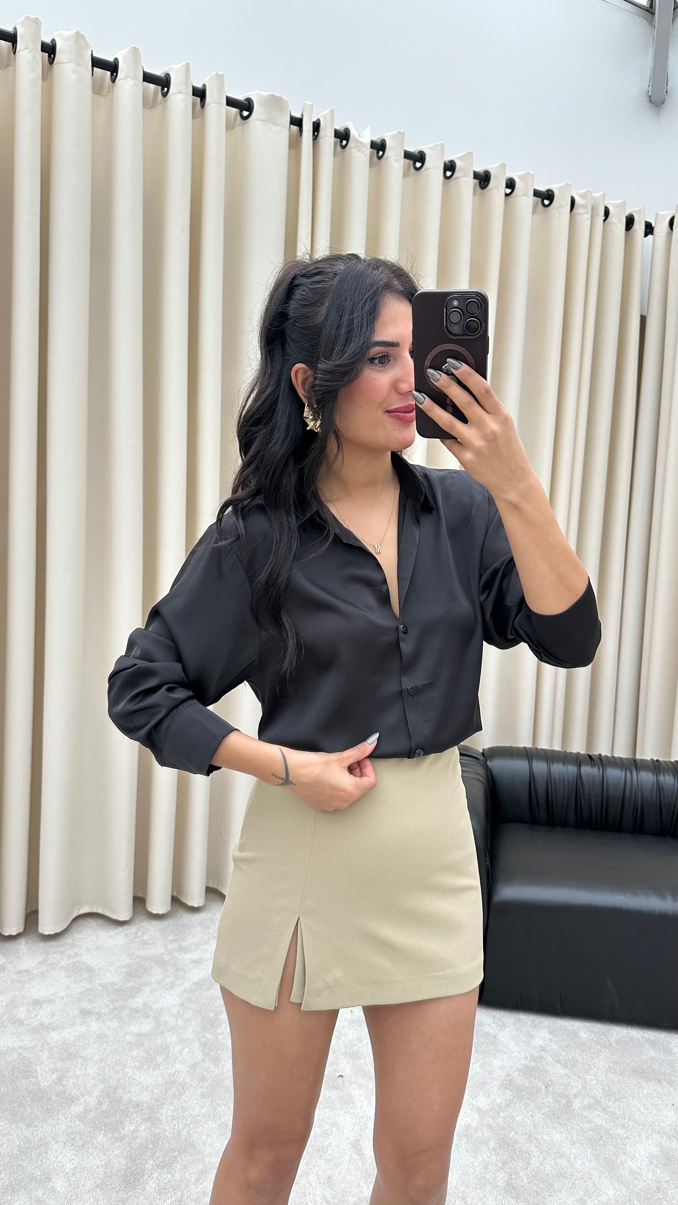 Saten Siyah Gömlek 