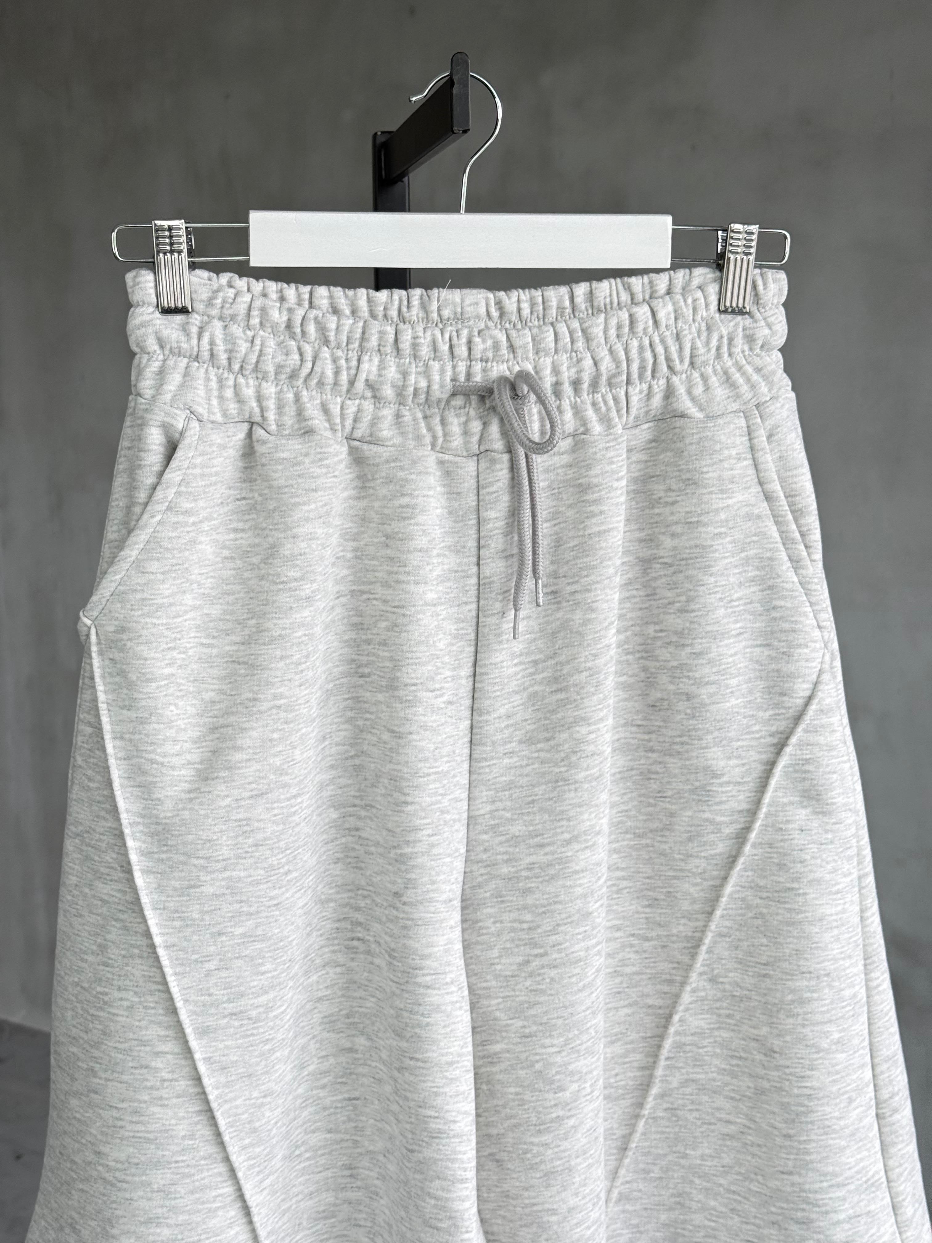 Şehir Boy Çımalı Şort (Gri)