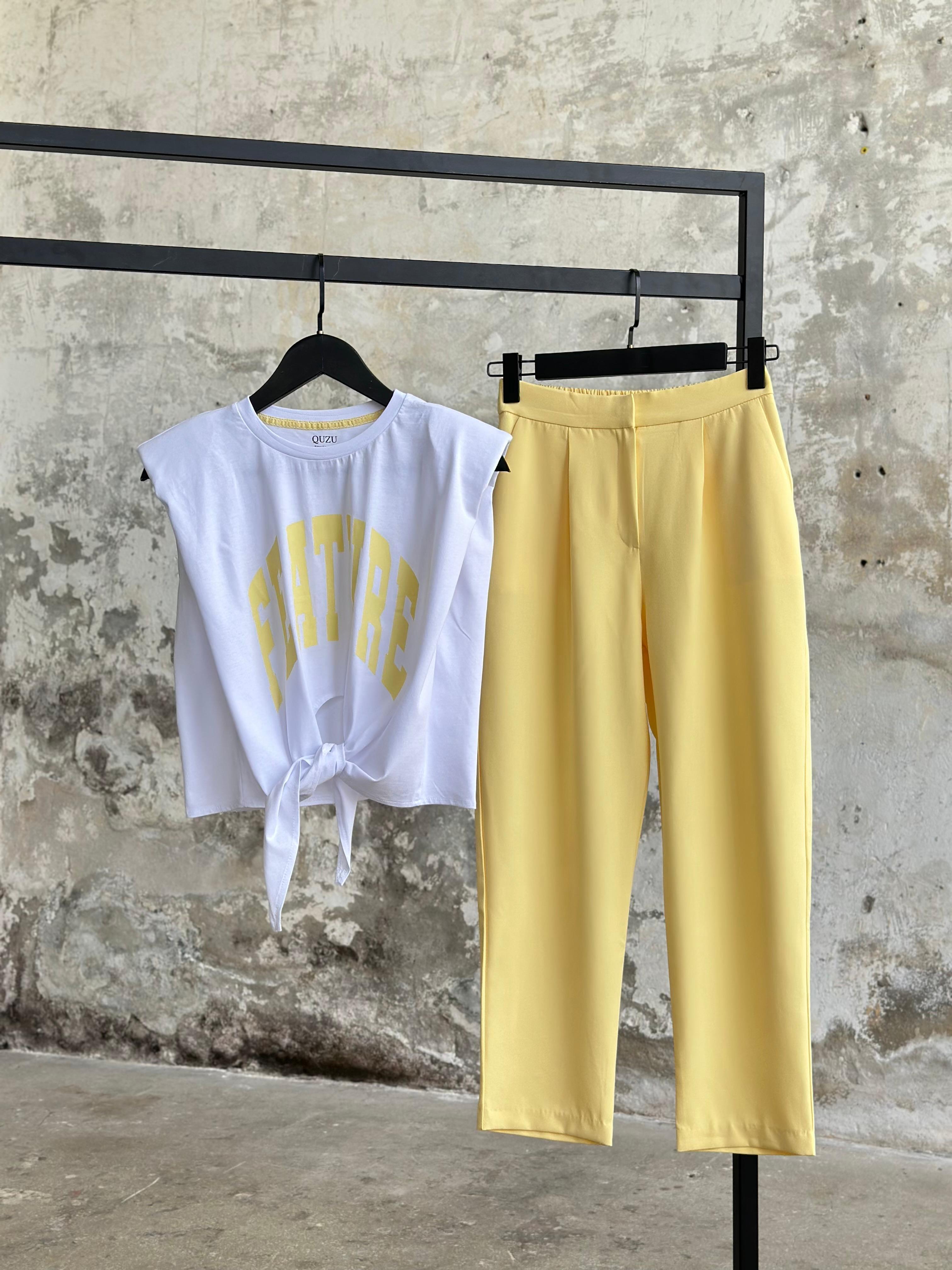 Sırt Lastik Detaylı Havuç Model Pantolon (Sarı)