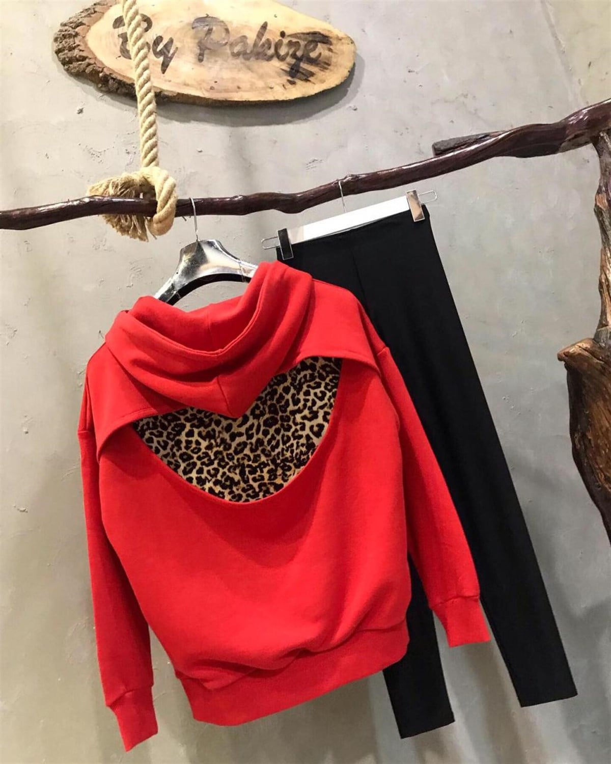 Sırt Leopar Detay Sweat (KIRMIZI)