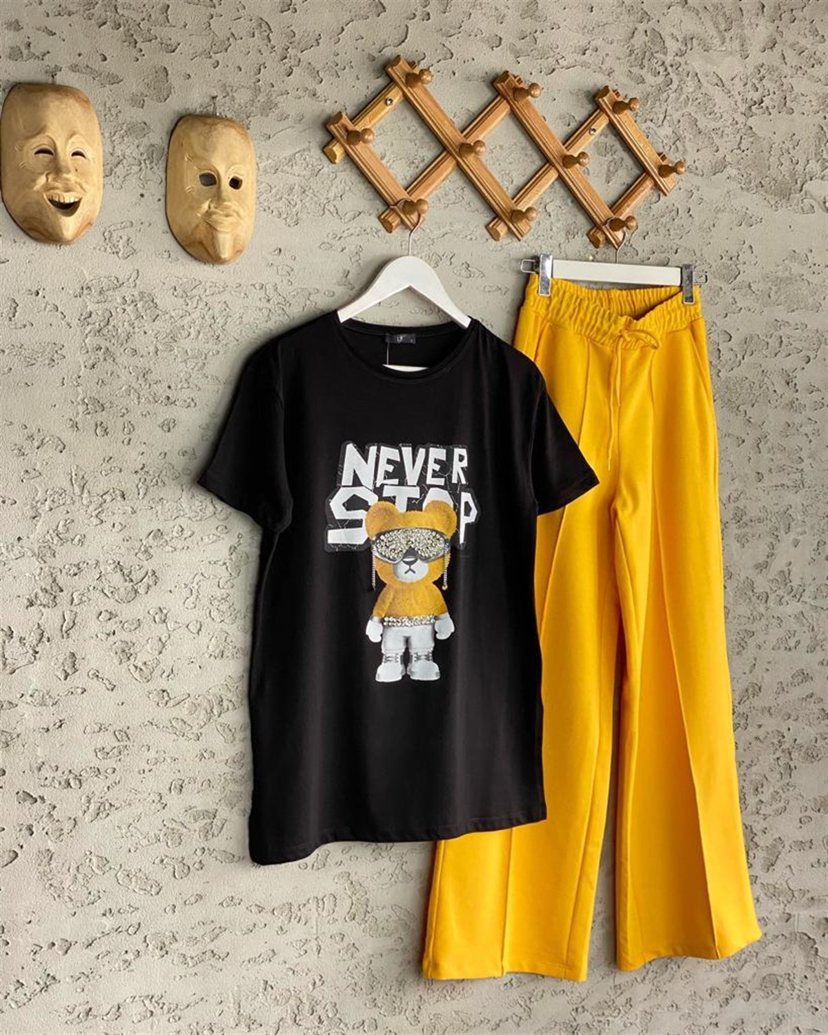 Stop Teddy Bear Taş İşçili Tshirt (Beyaz/Siyah)