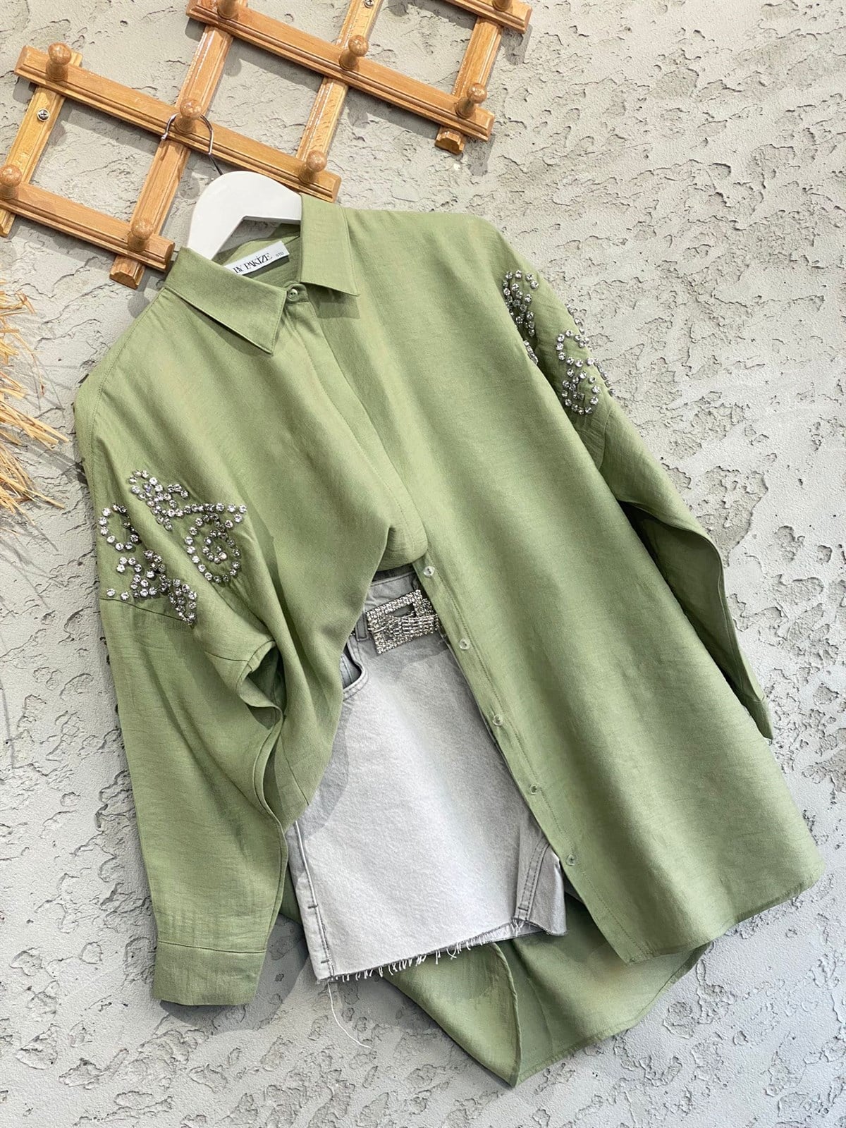 Taş İşlemeli Kol Detay Oversize Gömlek (Haki)