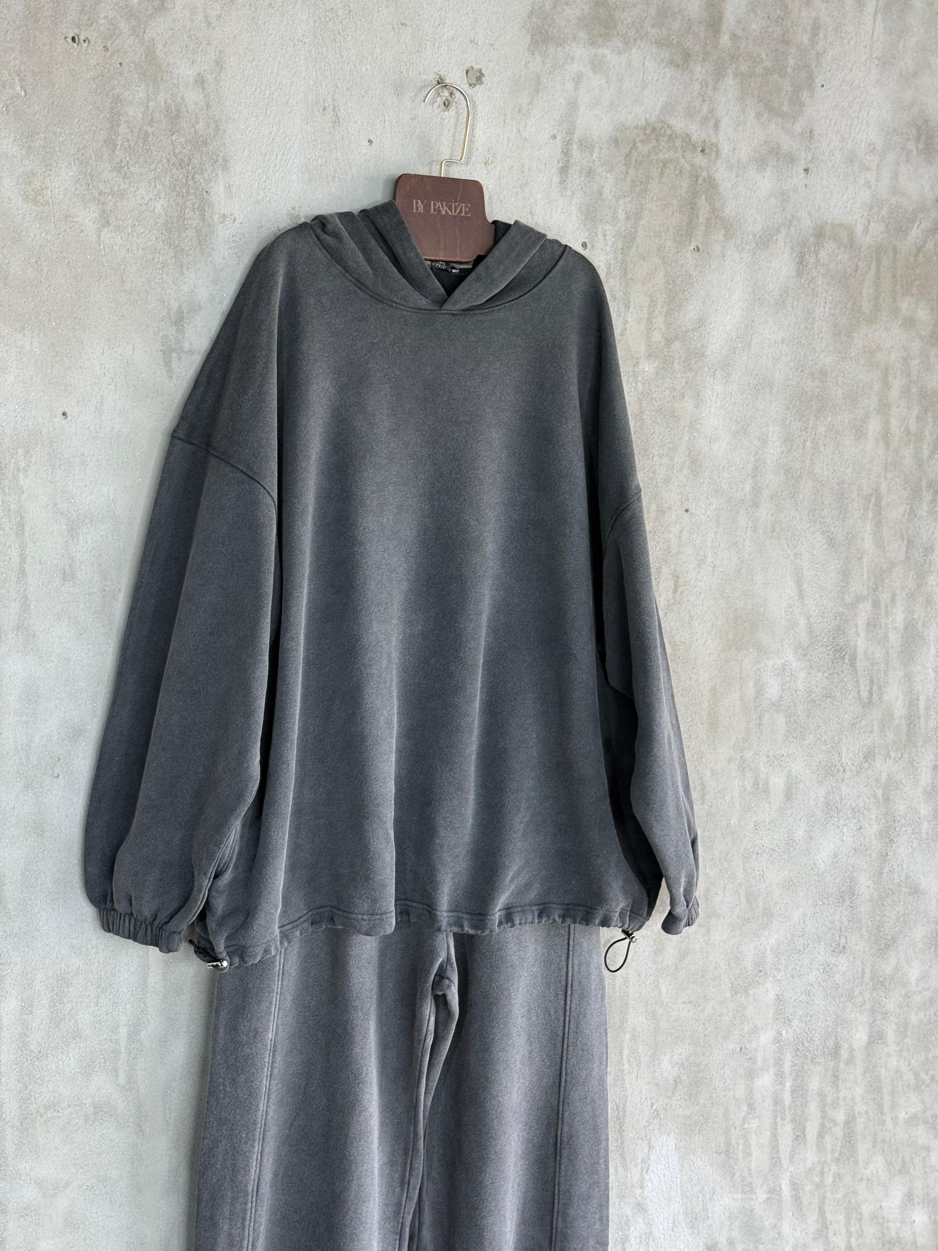 Taş Yıkamalı Büzgü Detay Oversize Sweat (Antrasit)