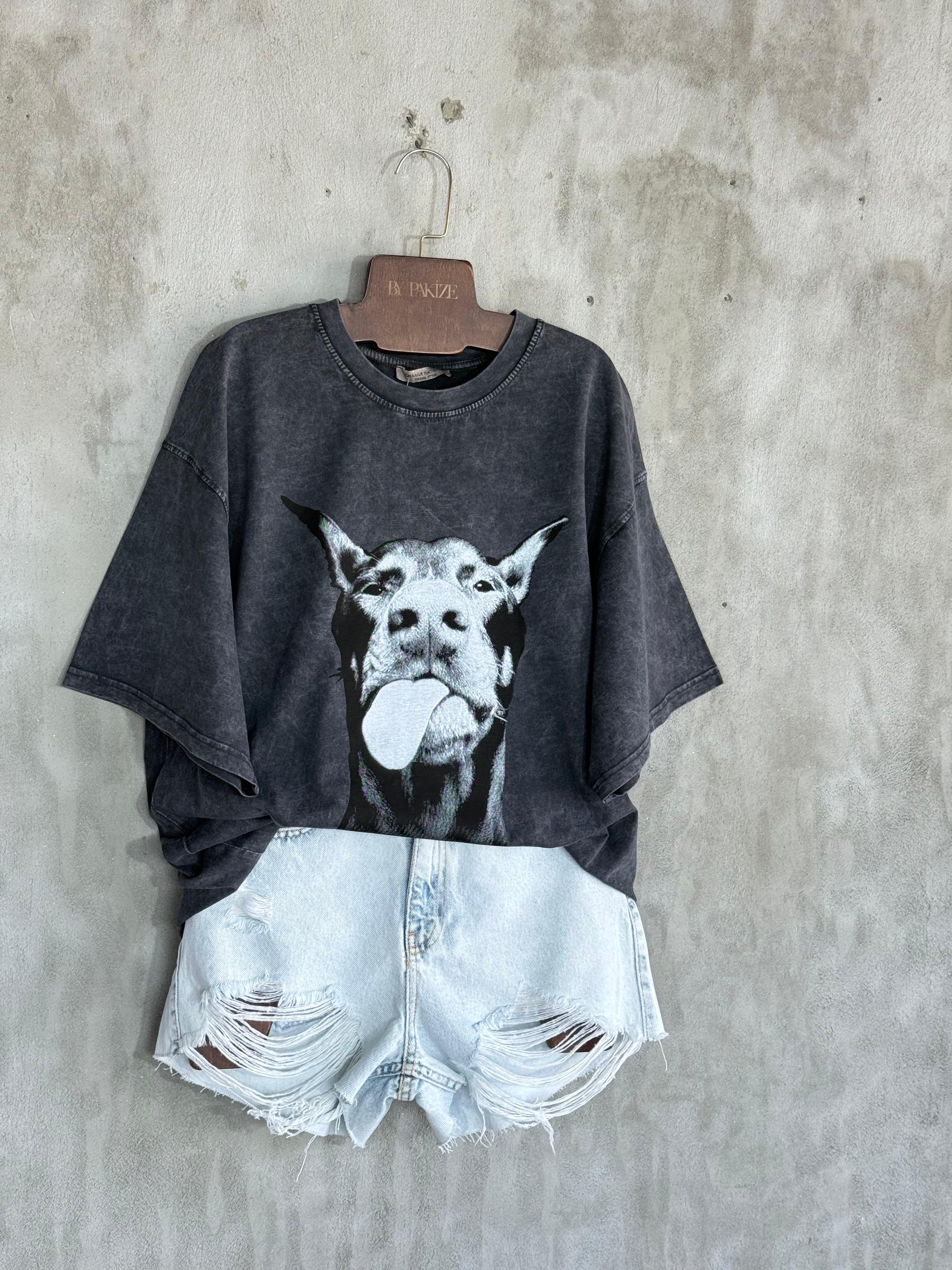 Taş Yıkamalı Köpek Baskılı Oversize Dokuma Tişört (Antrasit)