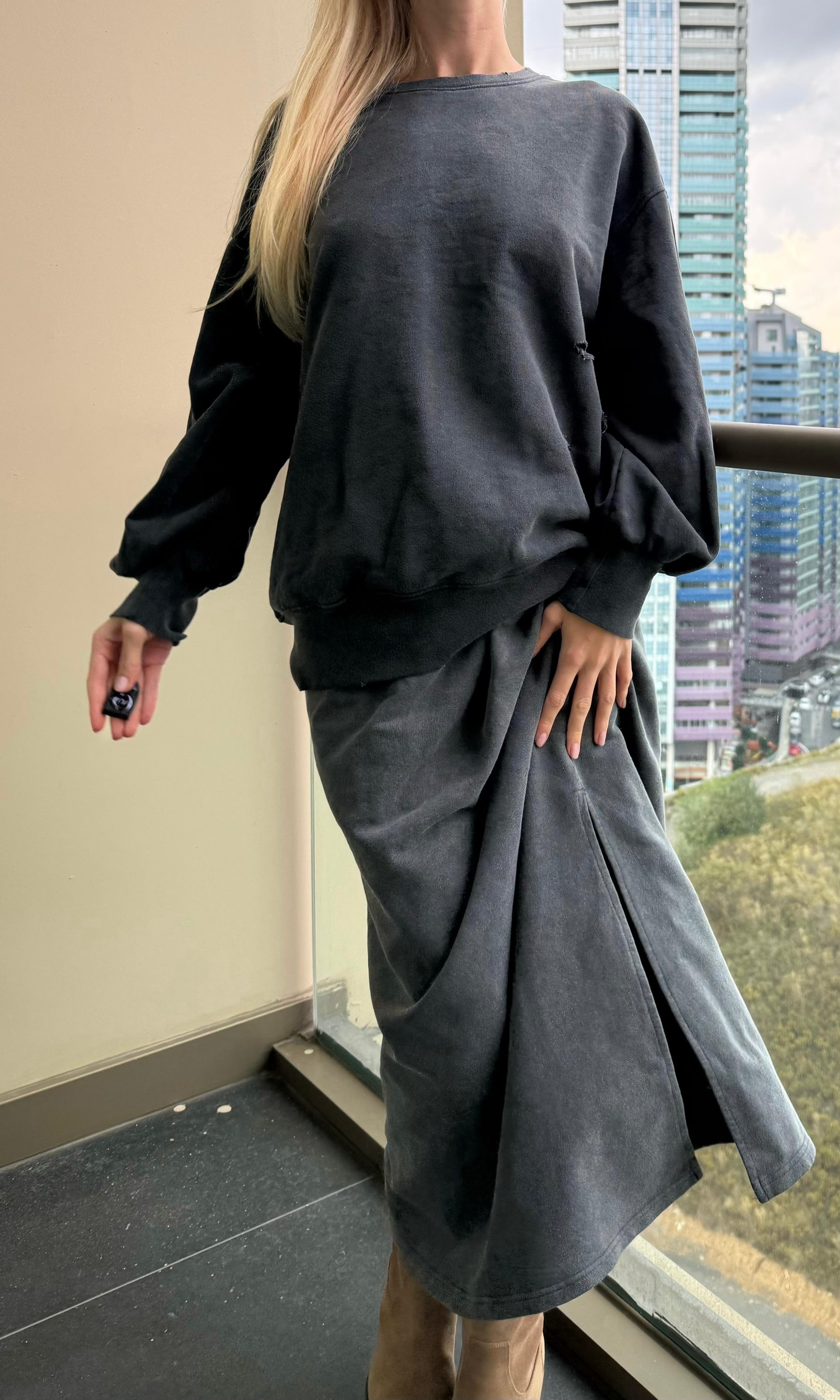 Taş Yıkamalı Yırtık Detaylı Oversize Sweat (Antrasit)