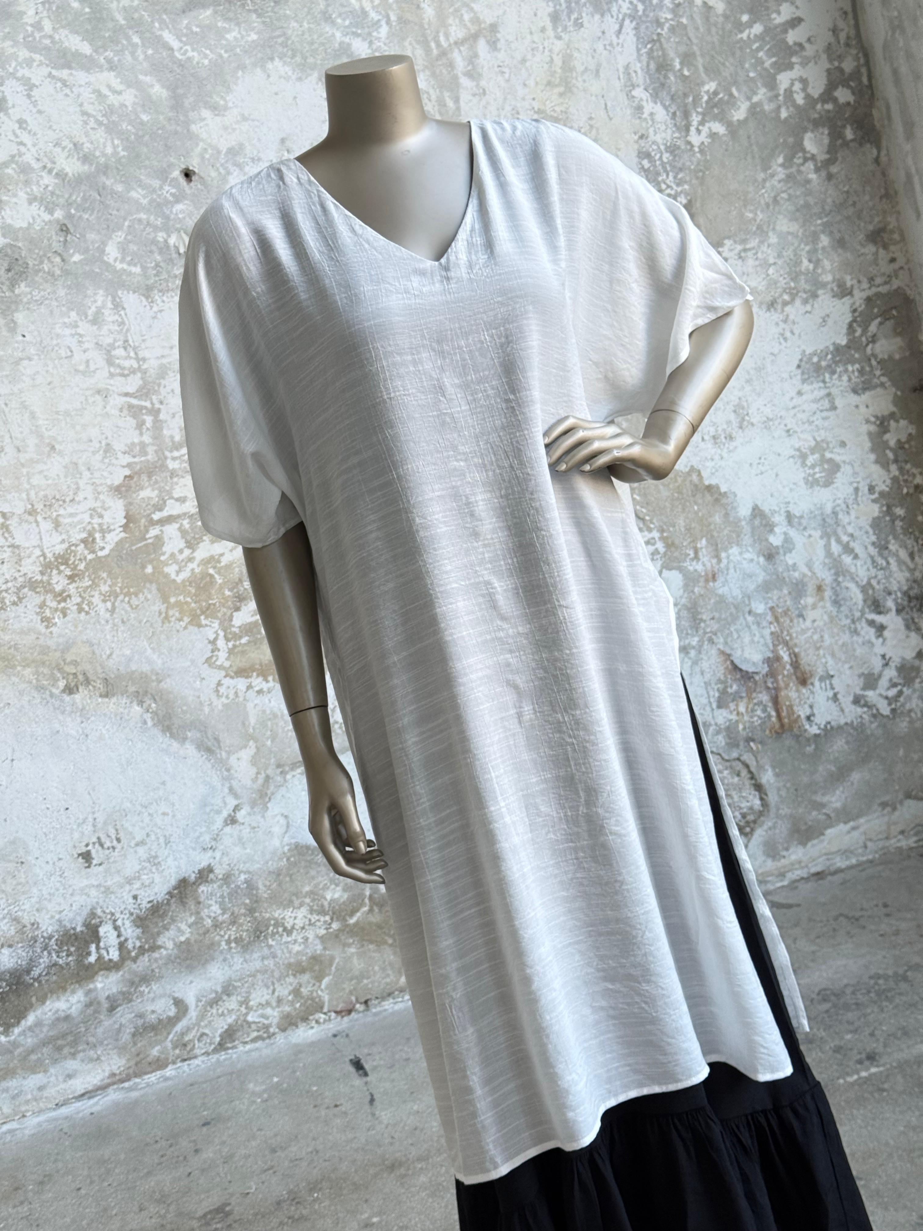 Tasarım Çift Katlı V Yaka Basic Elbise (Beyaz)