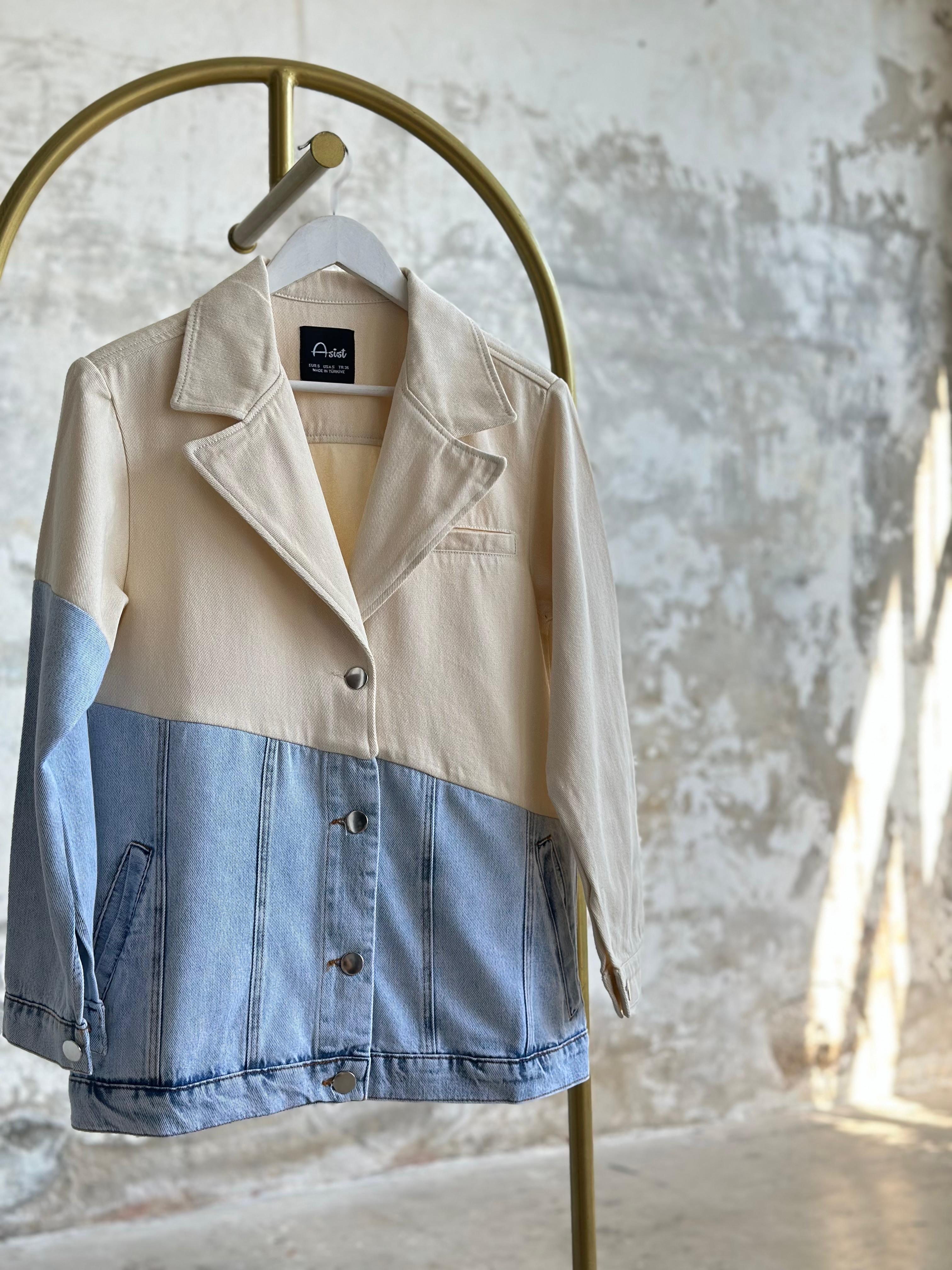 Tasarım Çift Renk Bloklu Denim Ceket (Bej)