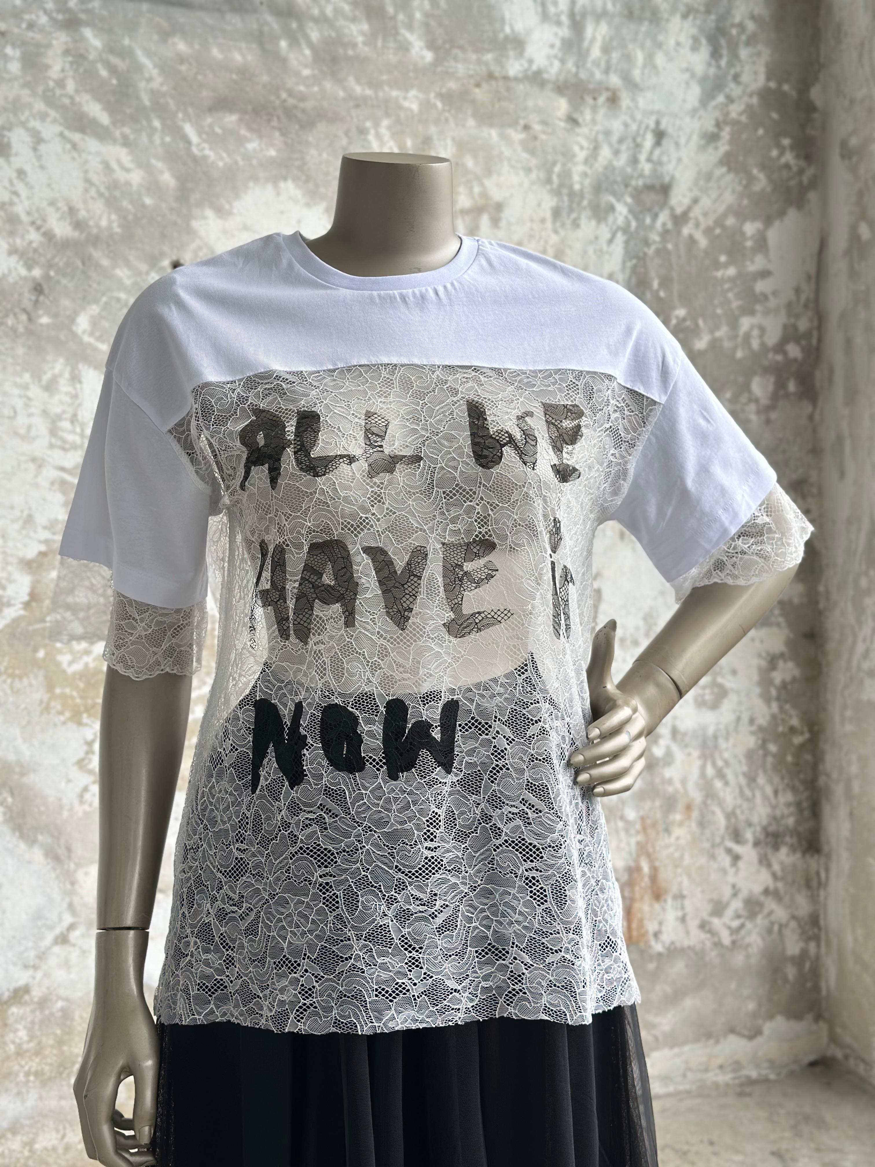 Tasarım Dantel İşçilikli Tişört (Beyaz)