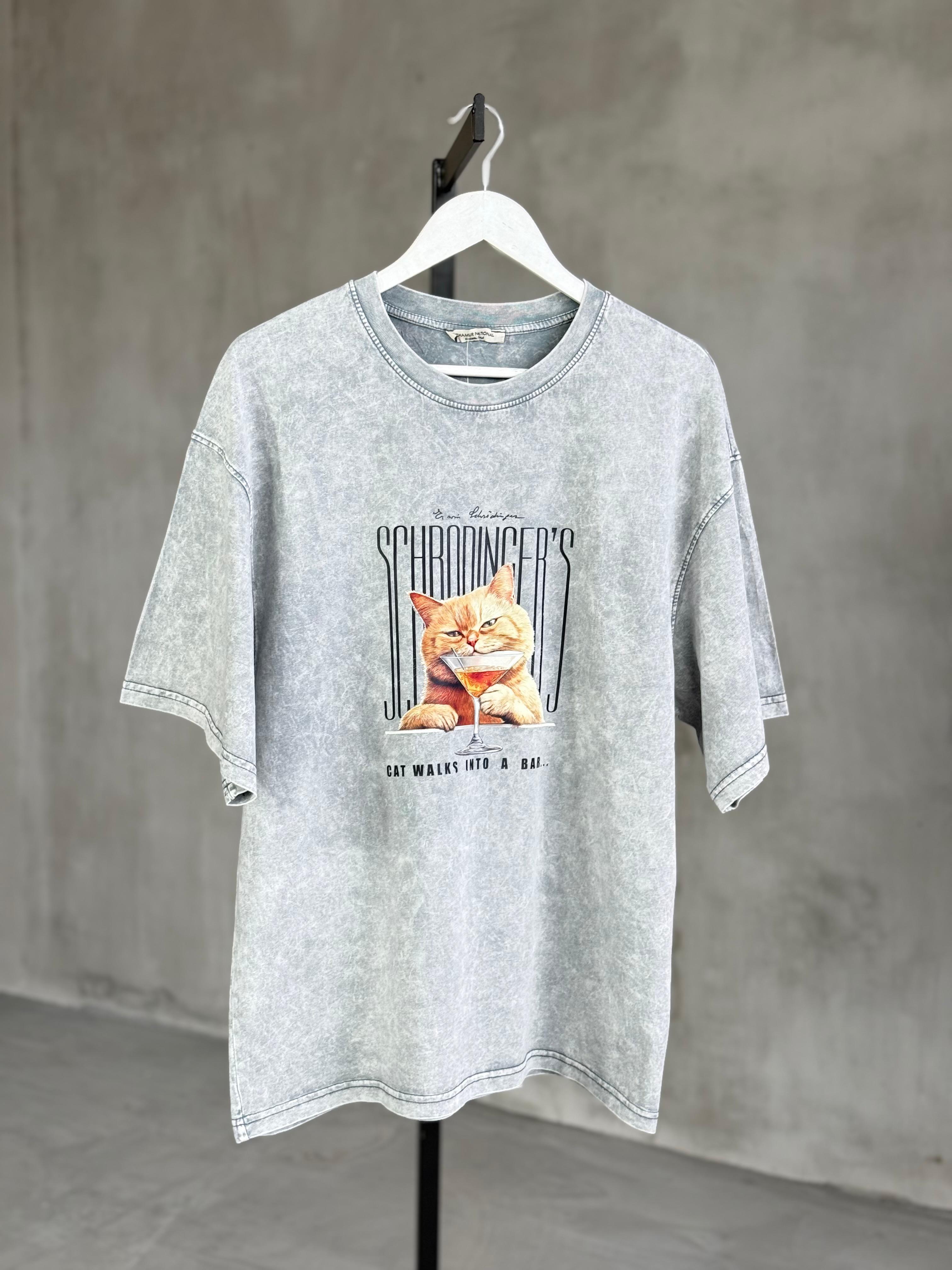 Tasarım Kedi Baskılı Taş Yıkama Oversize Dokuma Tişört (Gri)