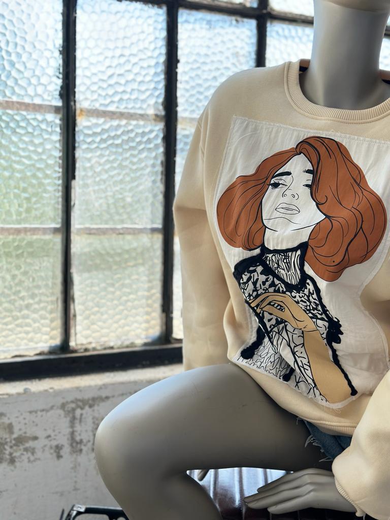 Tasarım Kız Baskılı Sweat (Bej)