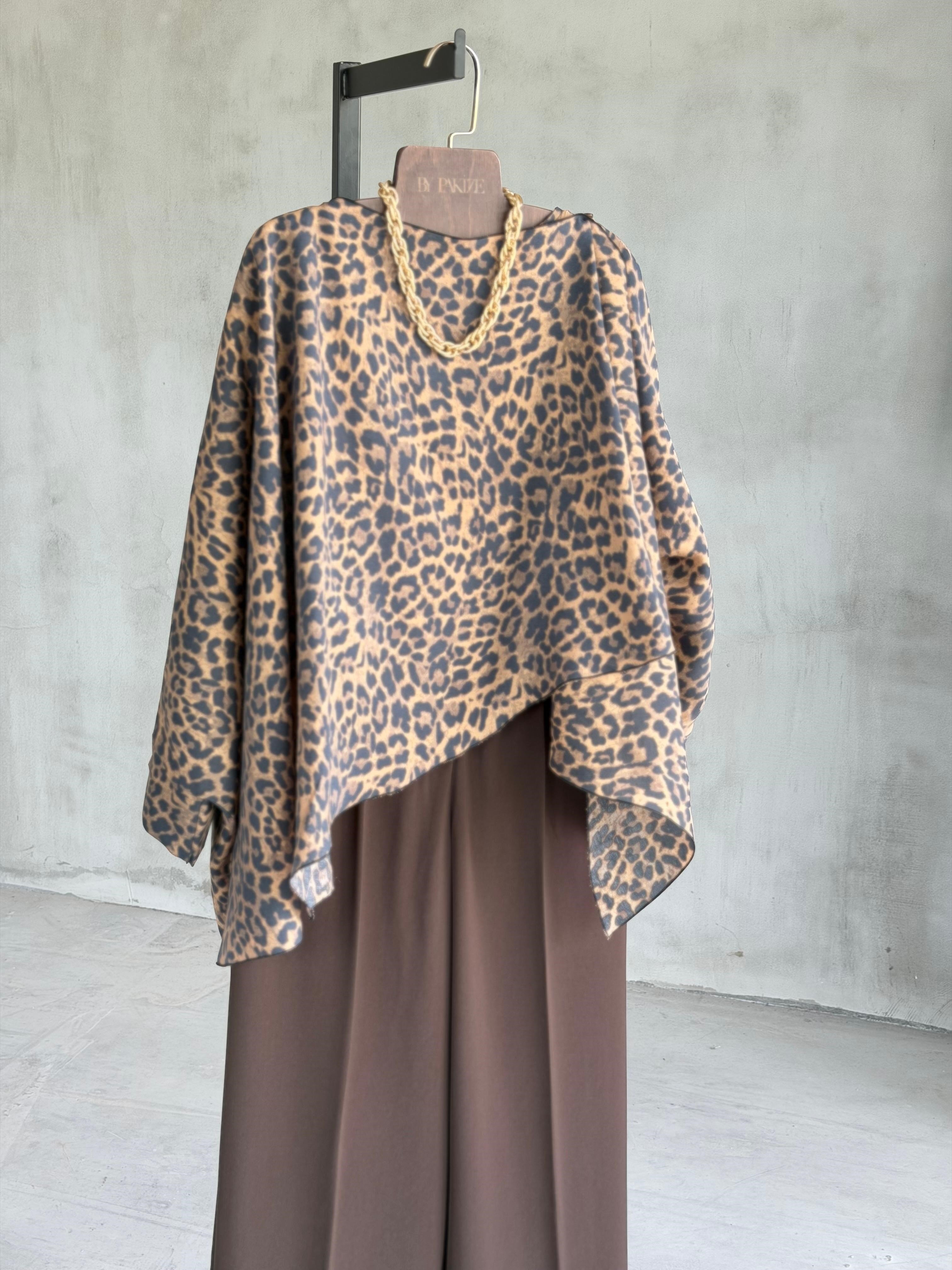 Tasarım Leopar Pelerin Model Bluz (Kahve)