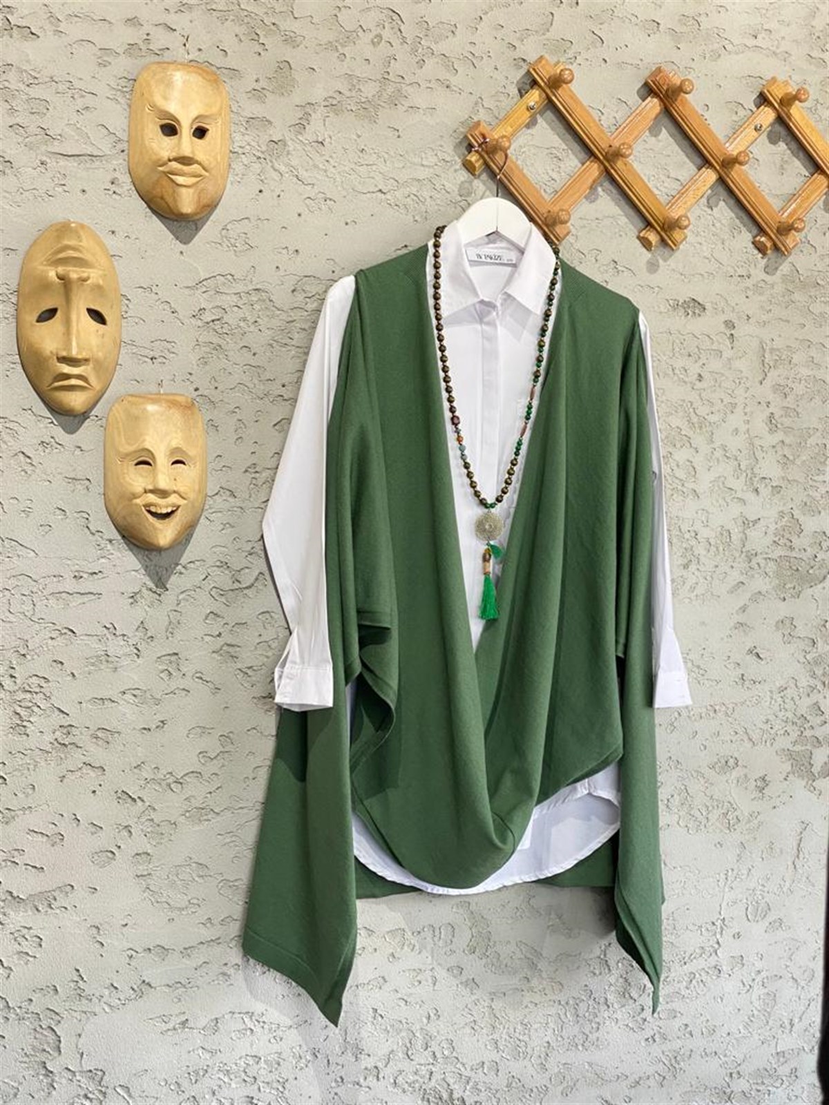 Tasarım Model Asimetrik Kesim Yelek (Haki)