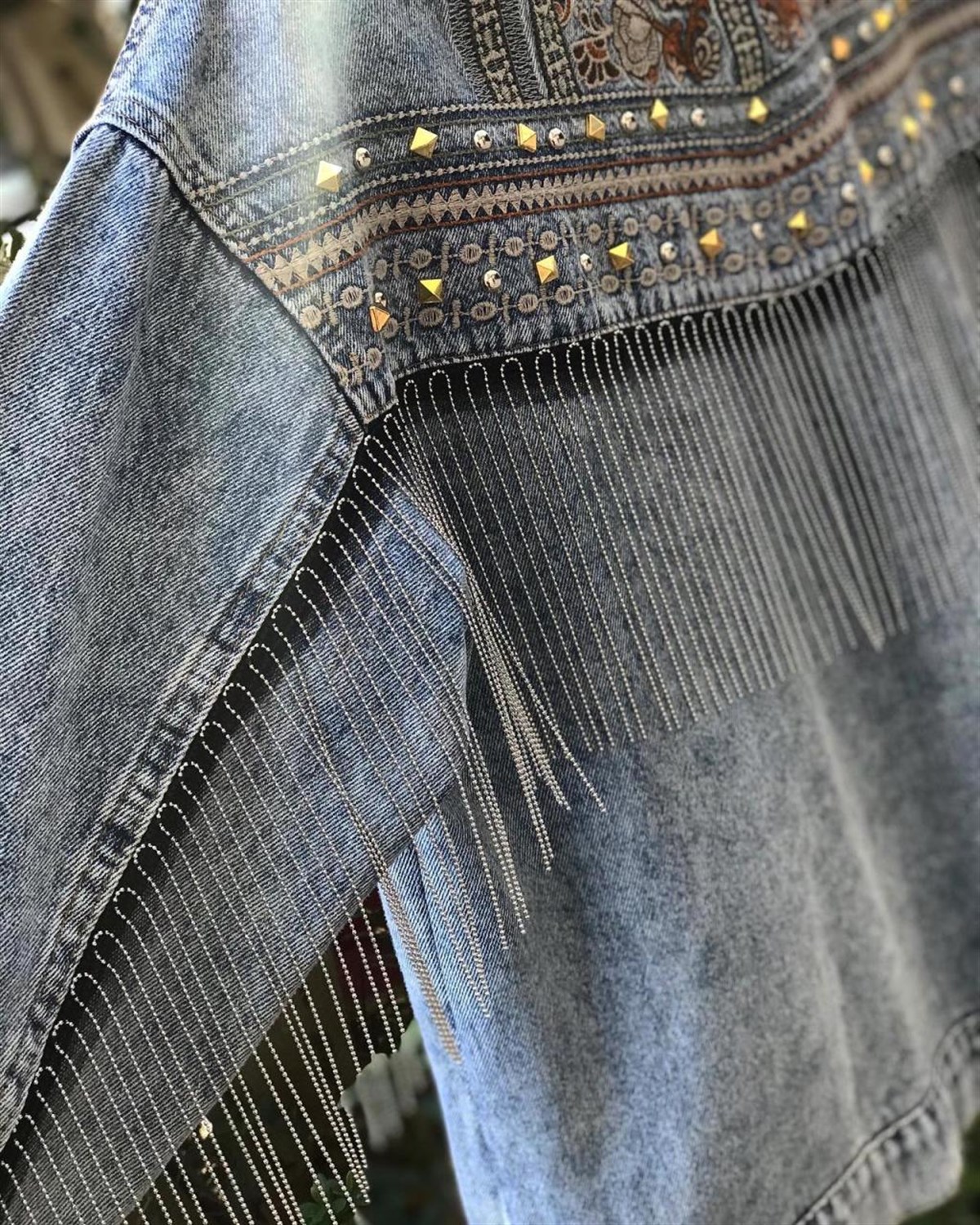 Tasarım Model Etnik Desen Zincir Nakış Taş İşçilikli Kot Ceket