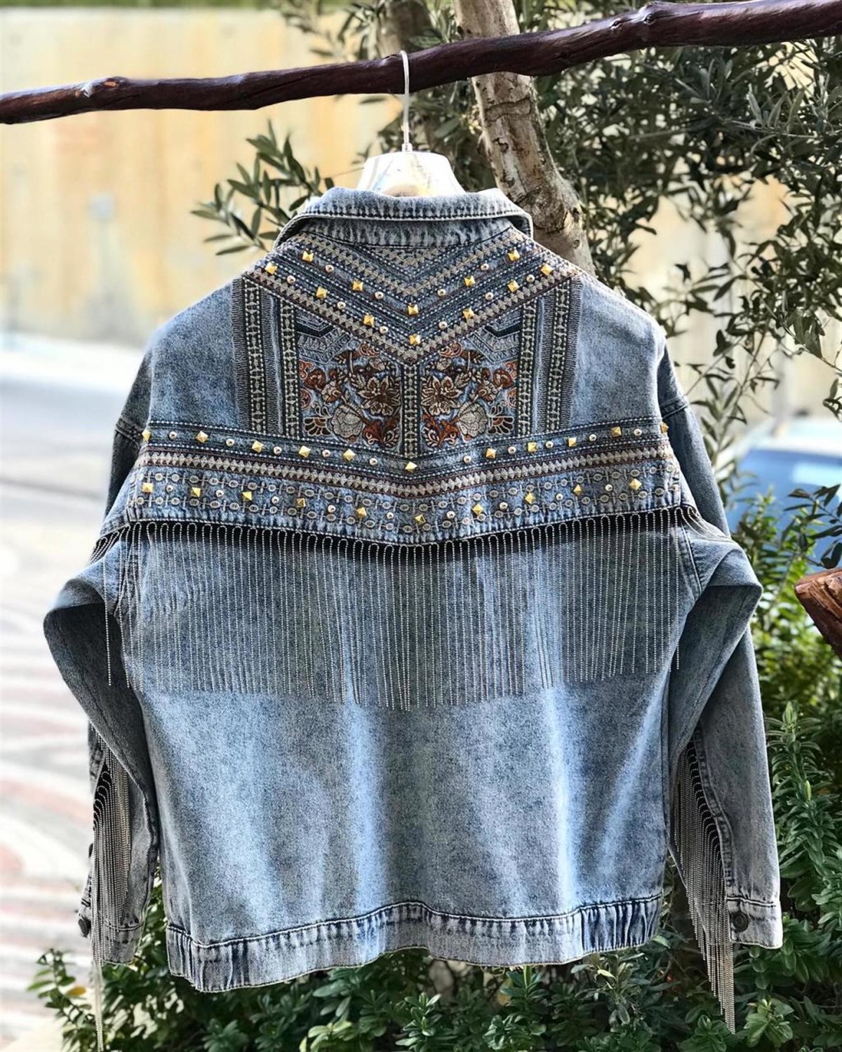 Tasarım Model Etnik Desen Zincir Nakış Taş İşçilikli Kot Ceket