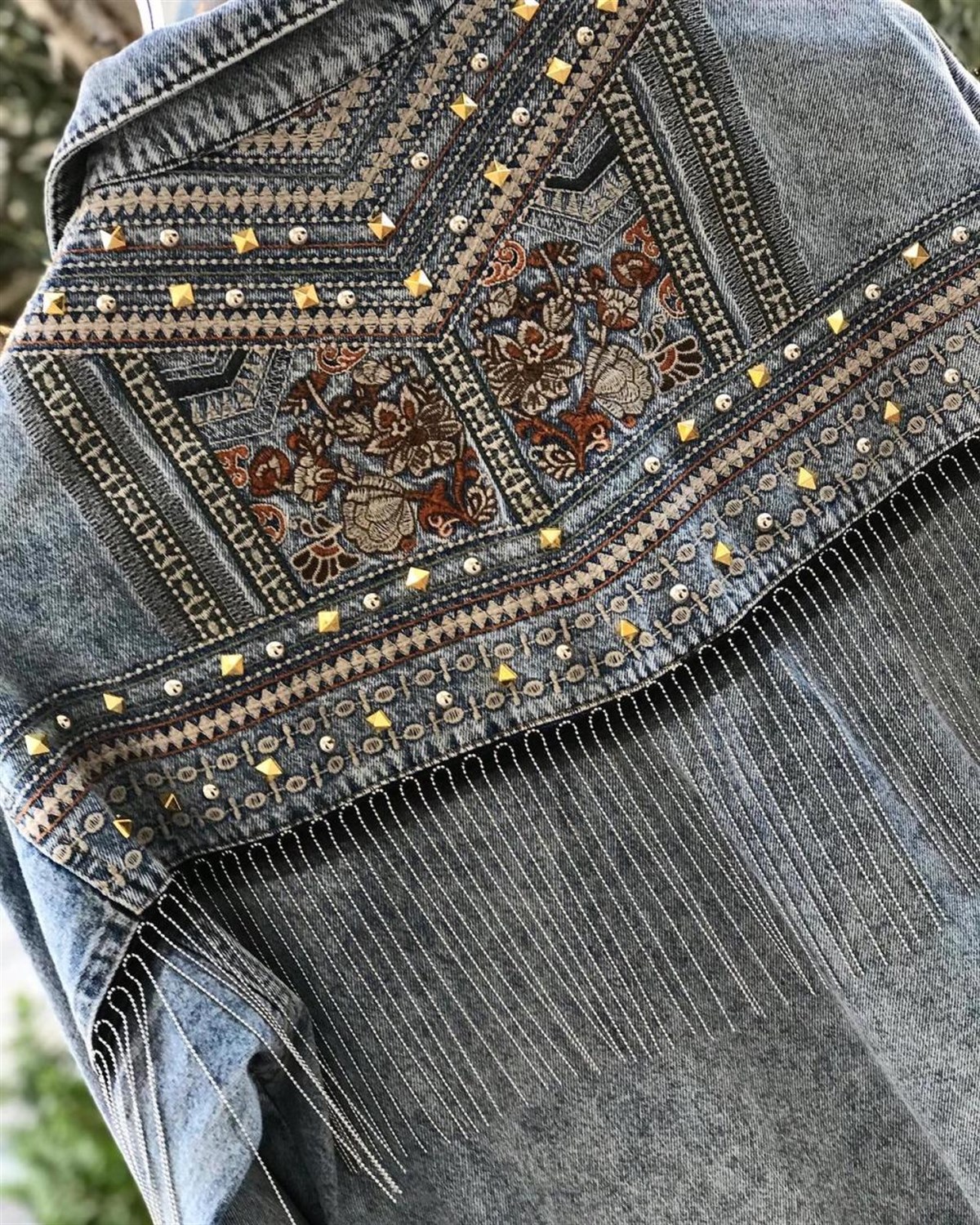 Tasarım Model Etnik Desen Zincir Nakış Taş İşçilikli Kot Ceket