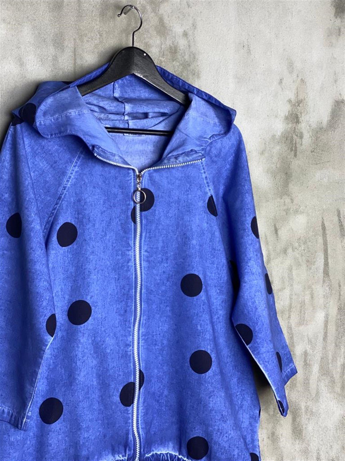 Tasarım Model Taş Yıkama Puantiyeli Ceket (Lacivert)