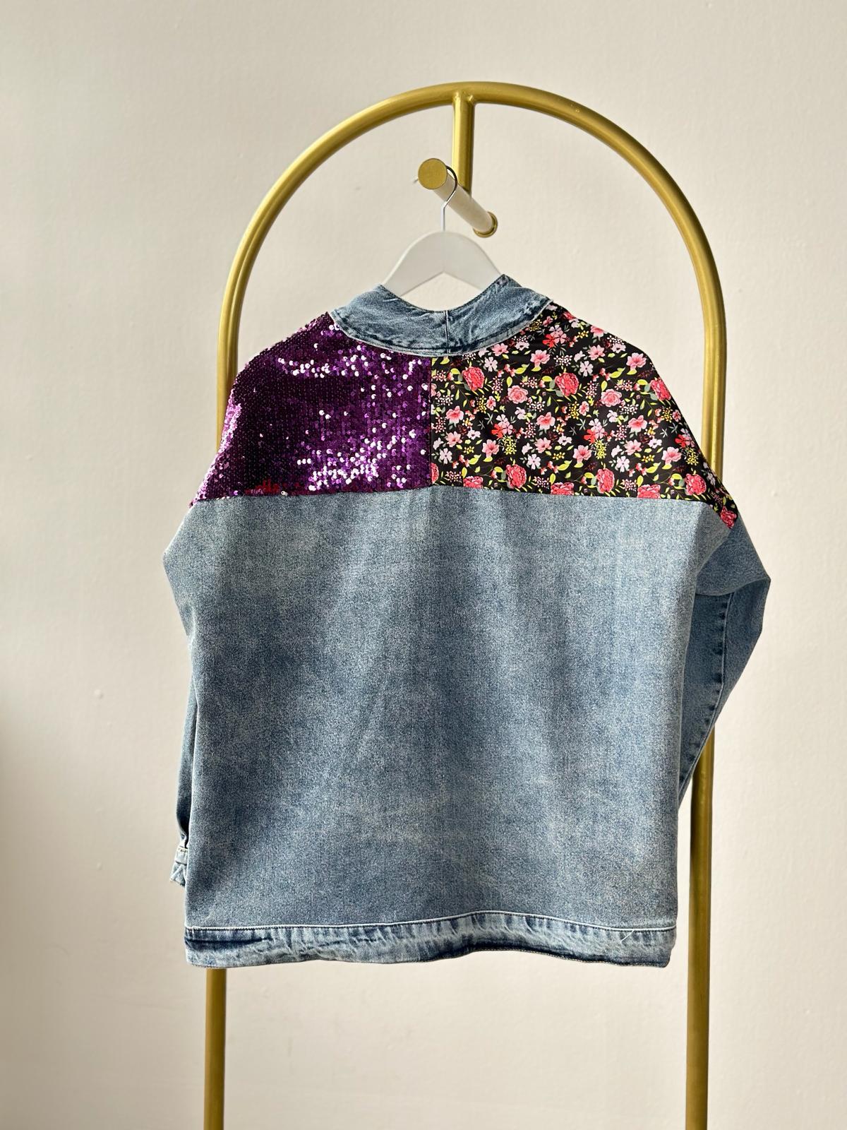 Tasarım Pul Payet İşlemeli Karışık Desenli Denim Ceket (Mavi)