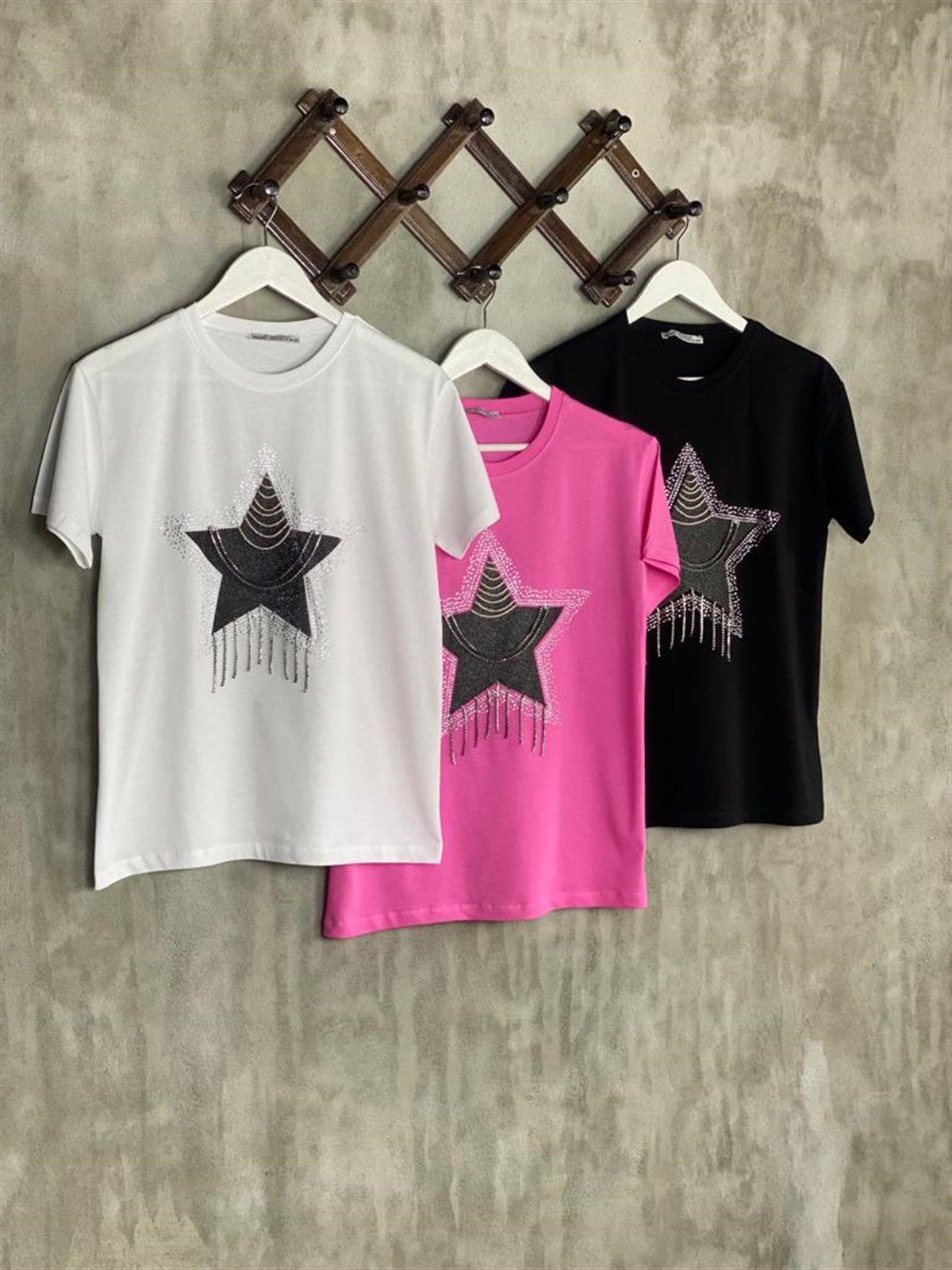 Tasarım Taş İşçilikli Yıldız Desen Tişört (Pembe)