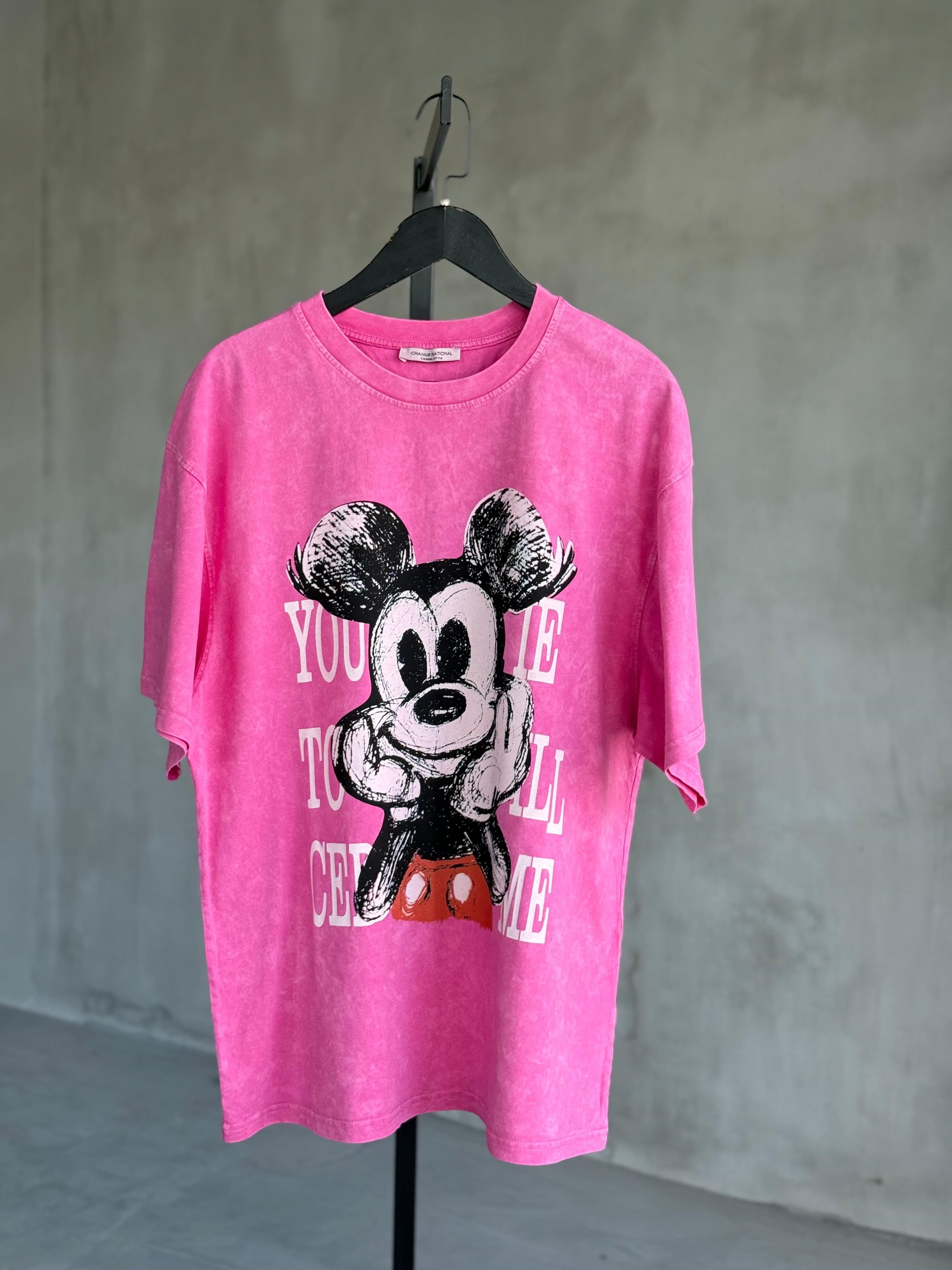 Tasarım Yazılı Mickey Taş Yıkama Oversize Dokuma Tişört (Pembe)