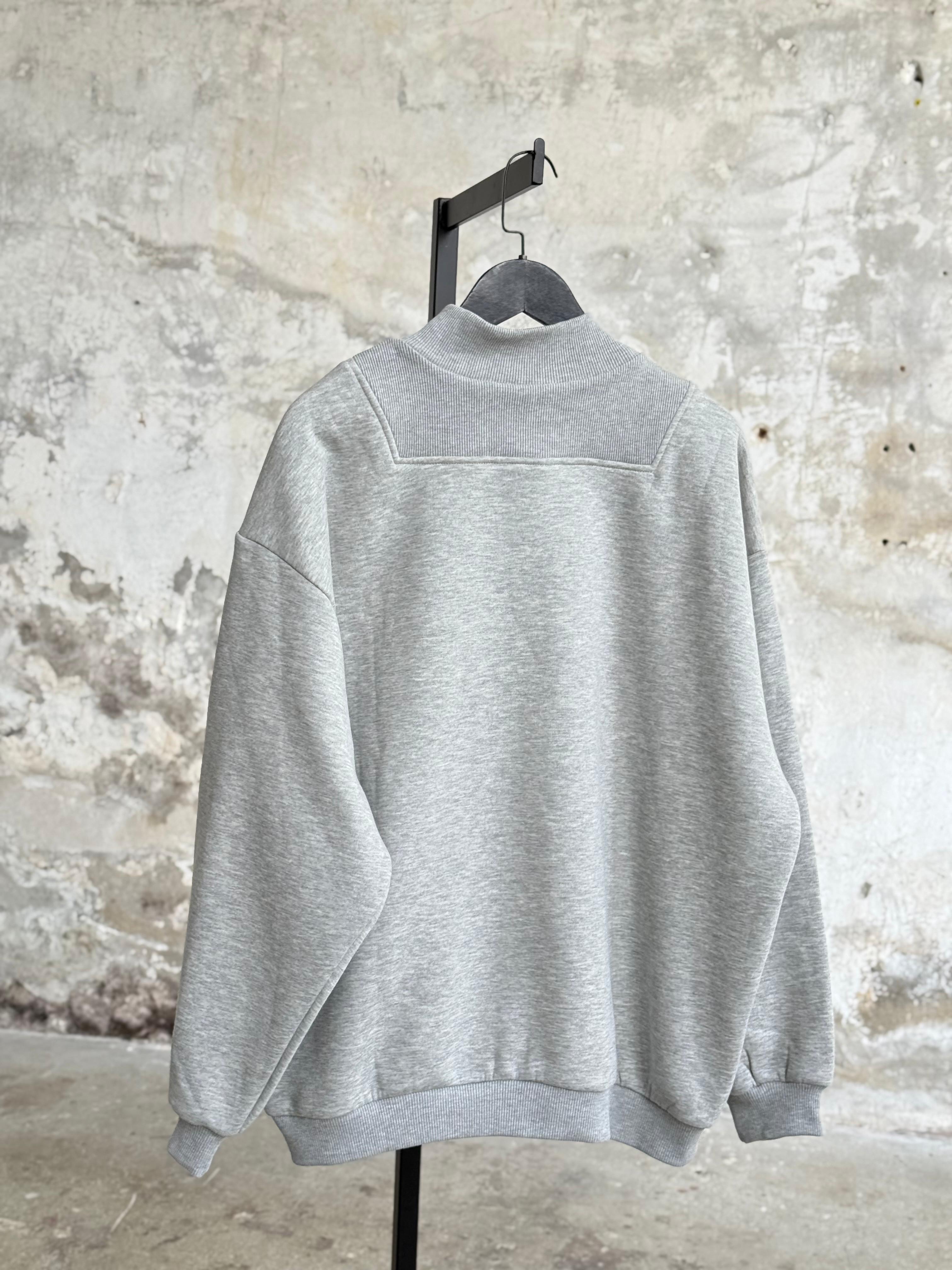 Tshrt Detay Yarım Fermuarlı Oversize Sweat (Gri)