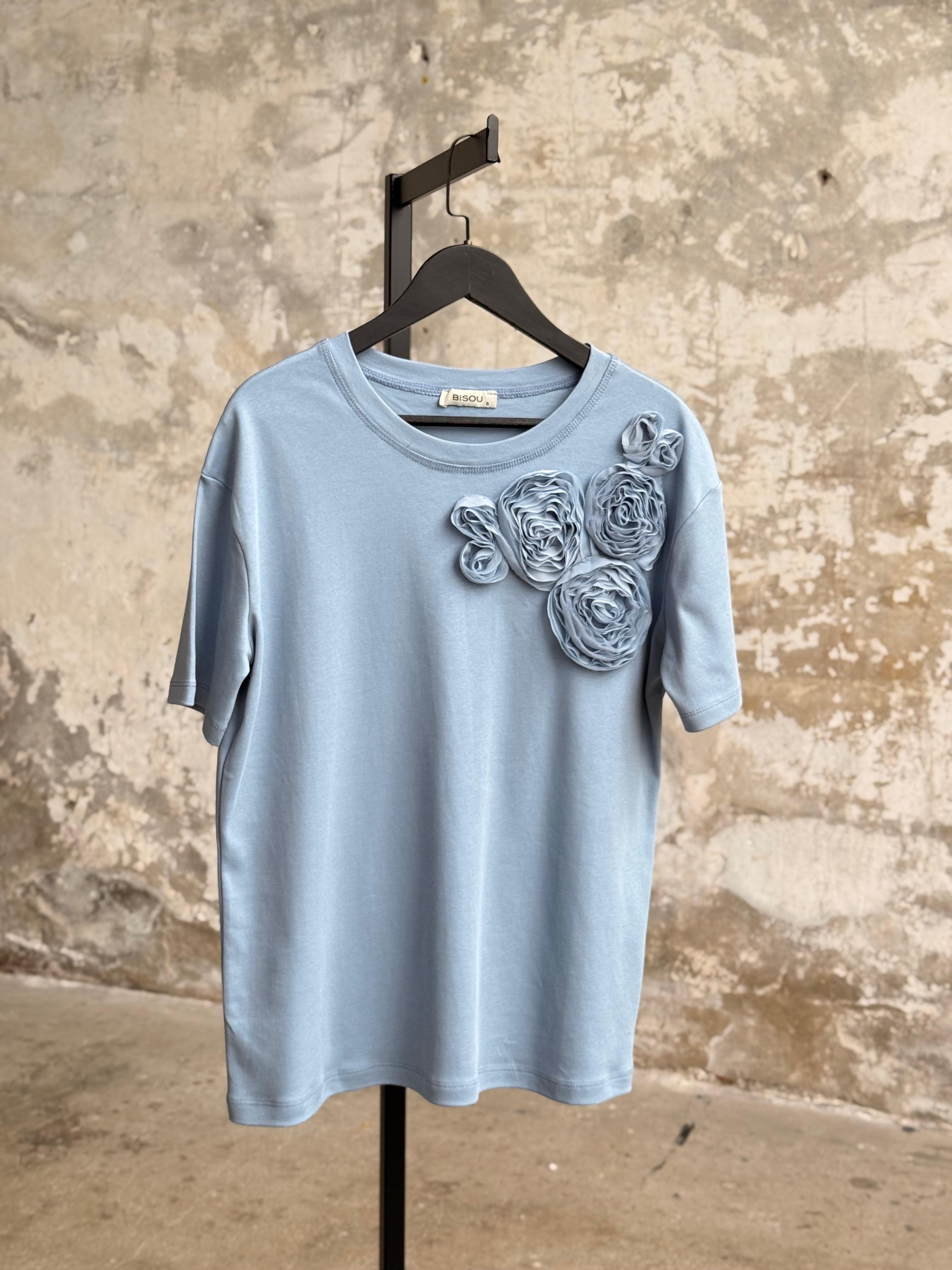 Tül Kumaş Çiçek İşçilikli Tişört (Bebe Mavisi)