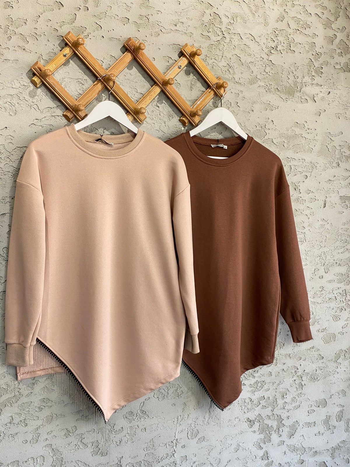 Ucu Zincir Detaylı Tunik Sweat (Kahve)