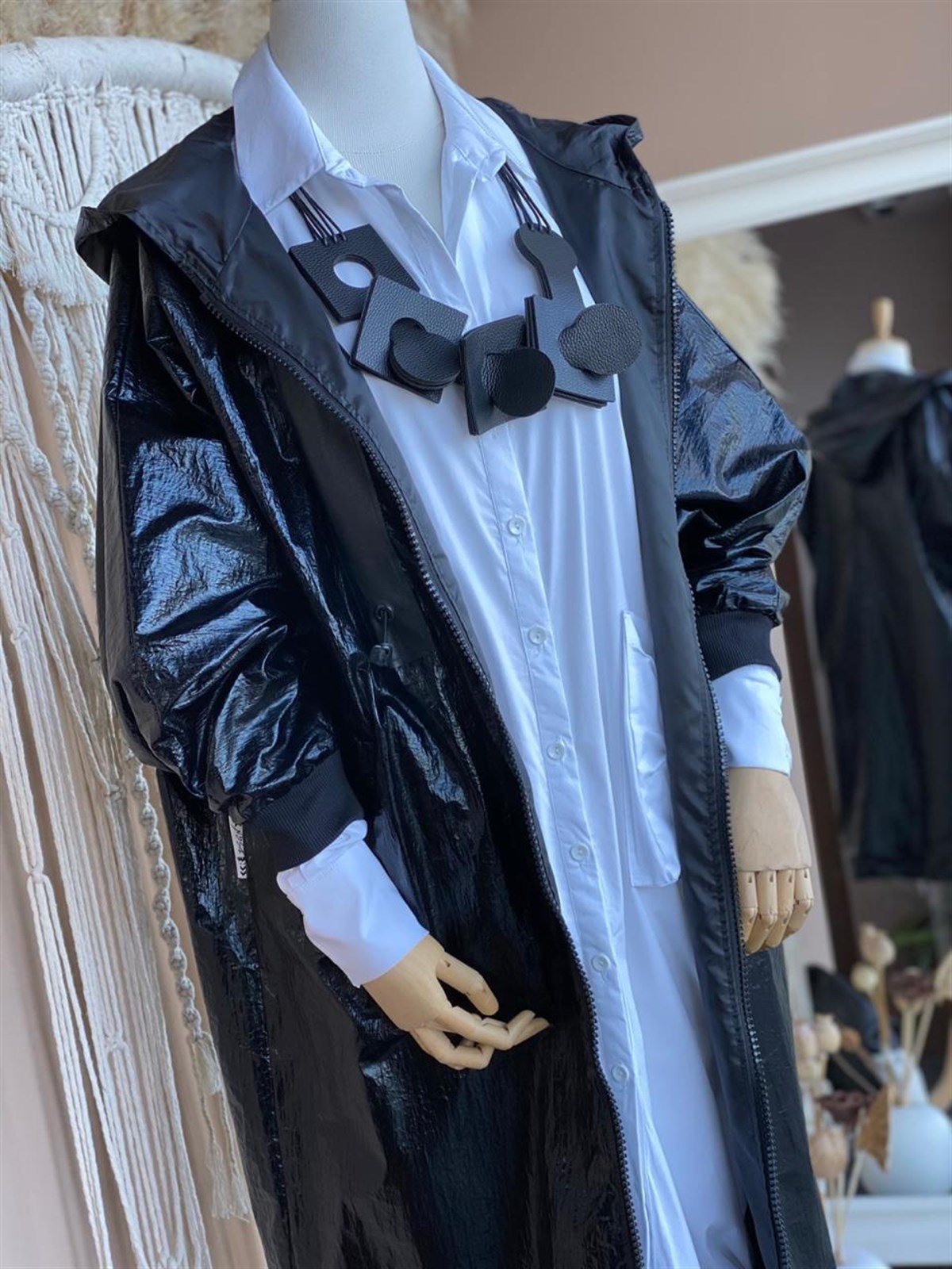 Uzun Oversize Kesim Mont
