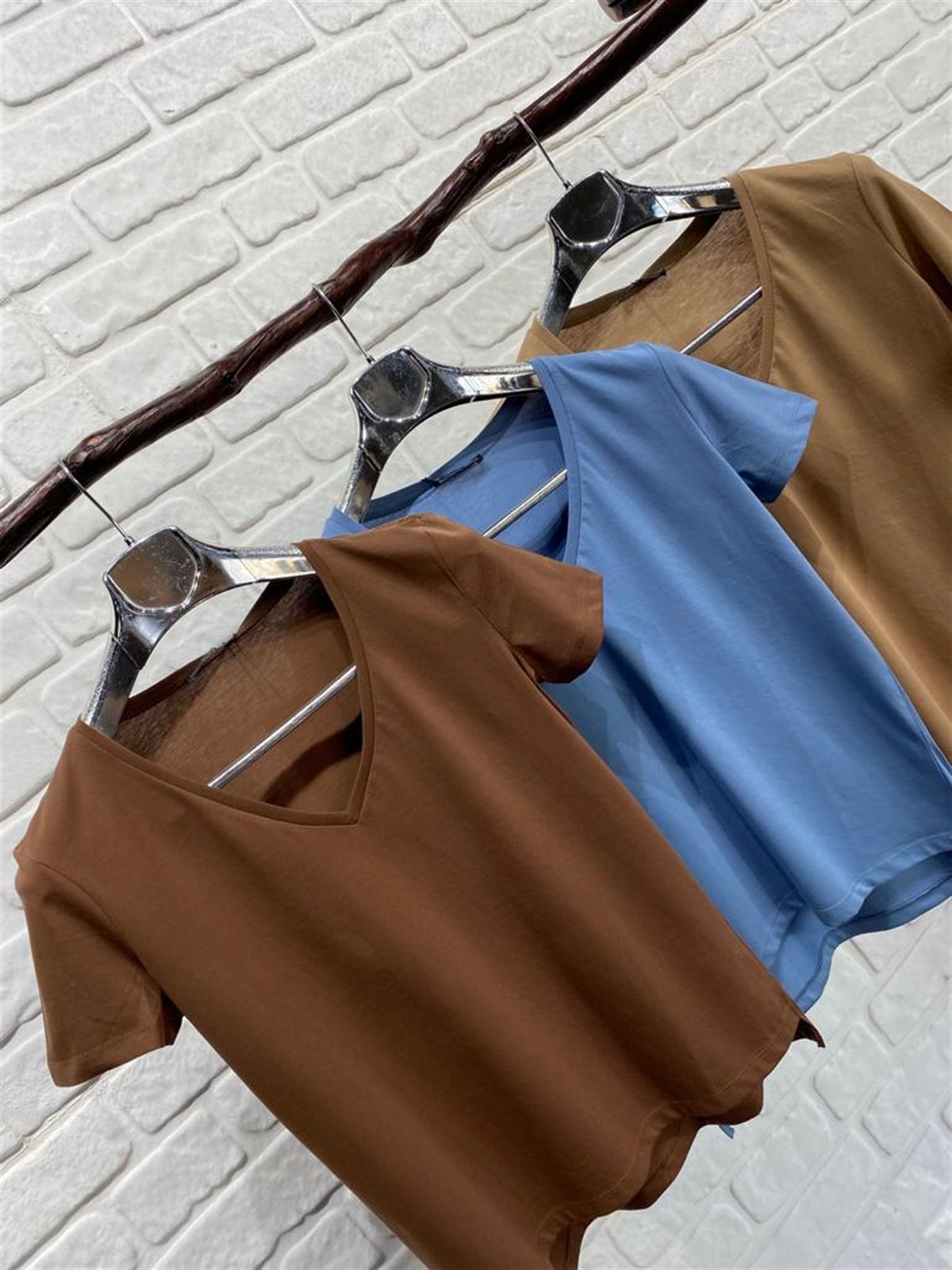 V Yaka Basic Tshirt ((KAHVE & CAMEL & MAVİ)
