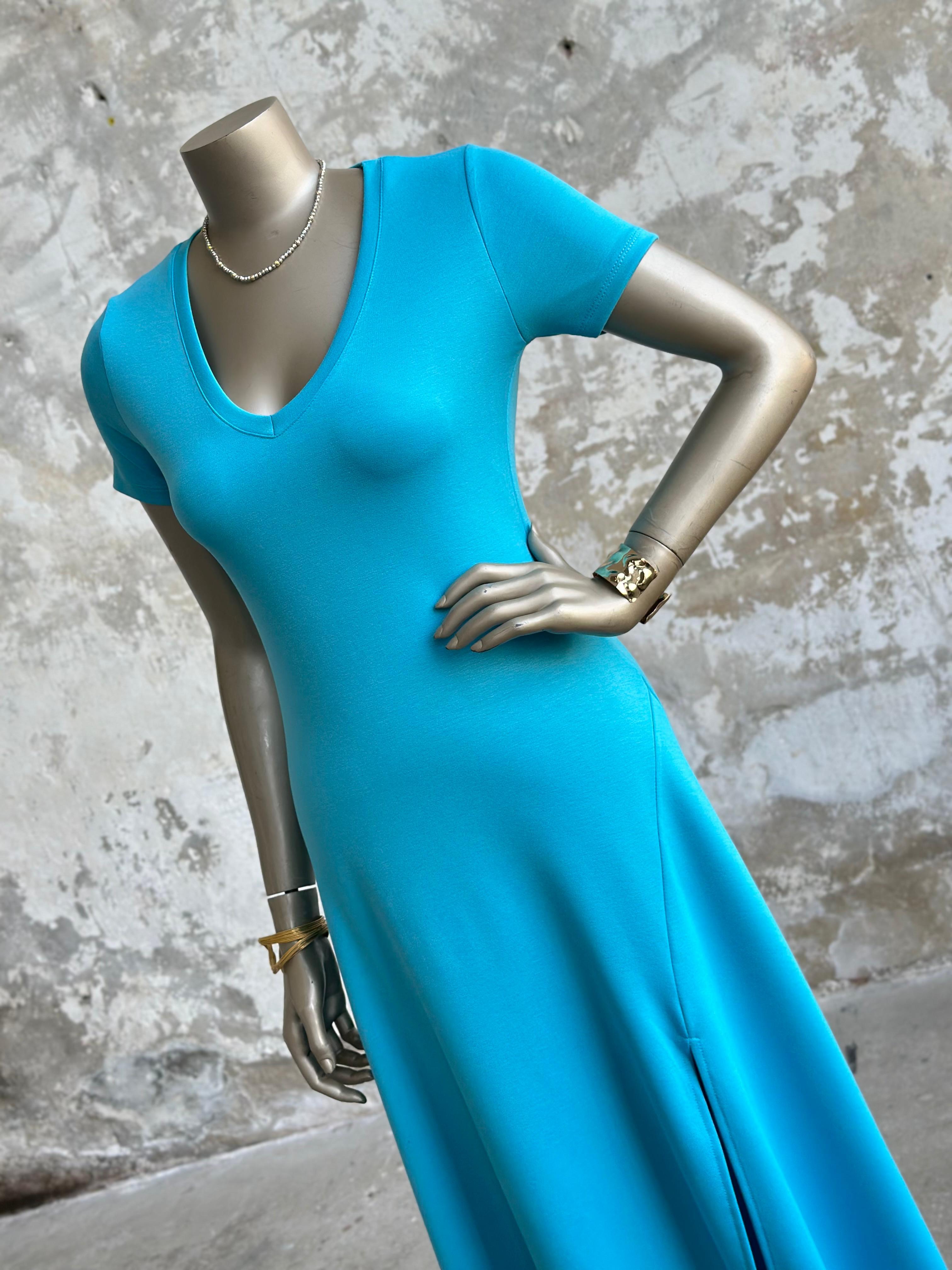 V Yaka Yırtmaç Detaylı Basic Elbise (Turkuaz)