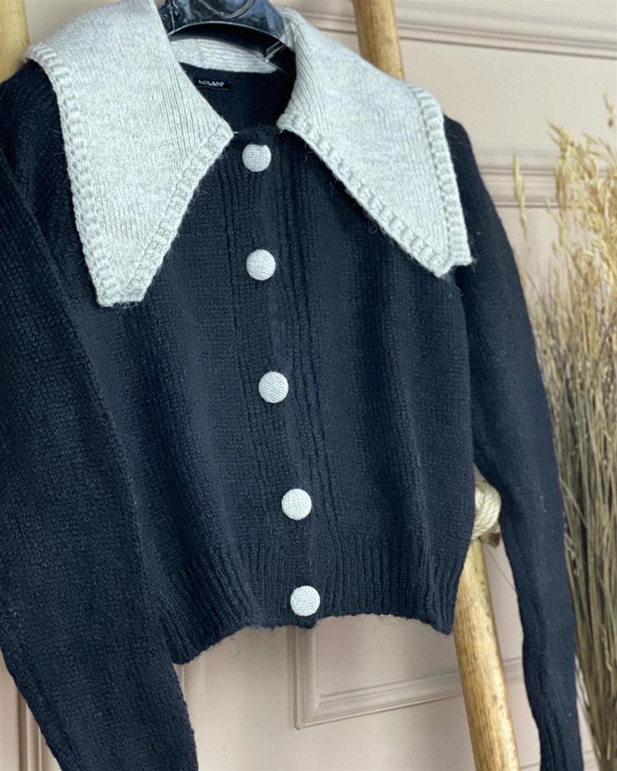 Vintage Model Yumoş Hırka Kazak (SİYAH)