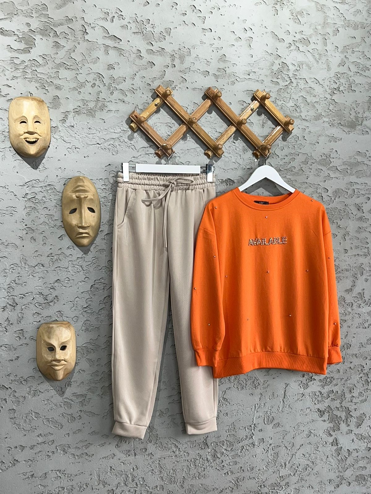Yazı Baskılı Damla Taşlı Sweat (Oranj)
