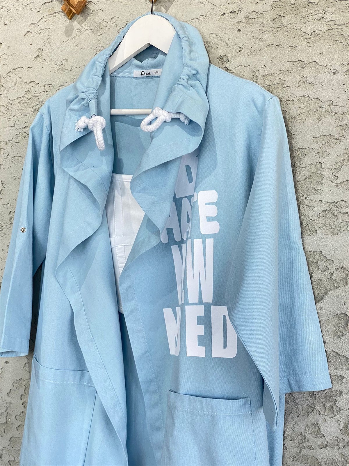 Yazı Baskılı Gabardin Ceket (Bebe Mavisi)