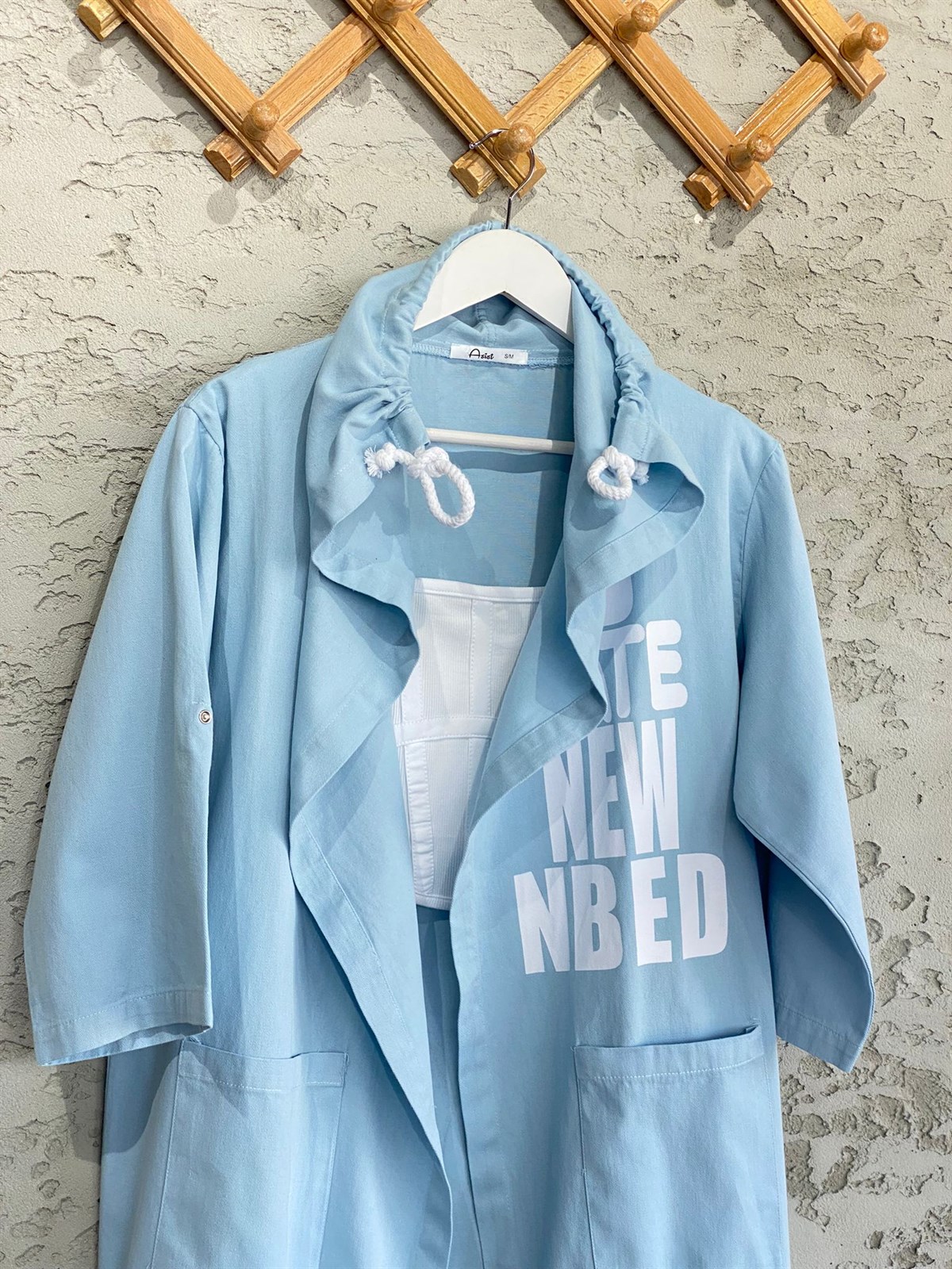 Yazı Baskılı Gabardin Ceket (Bebe Mavisi)