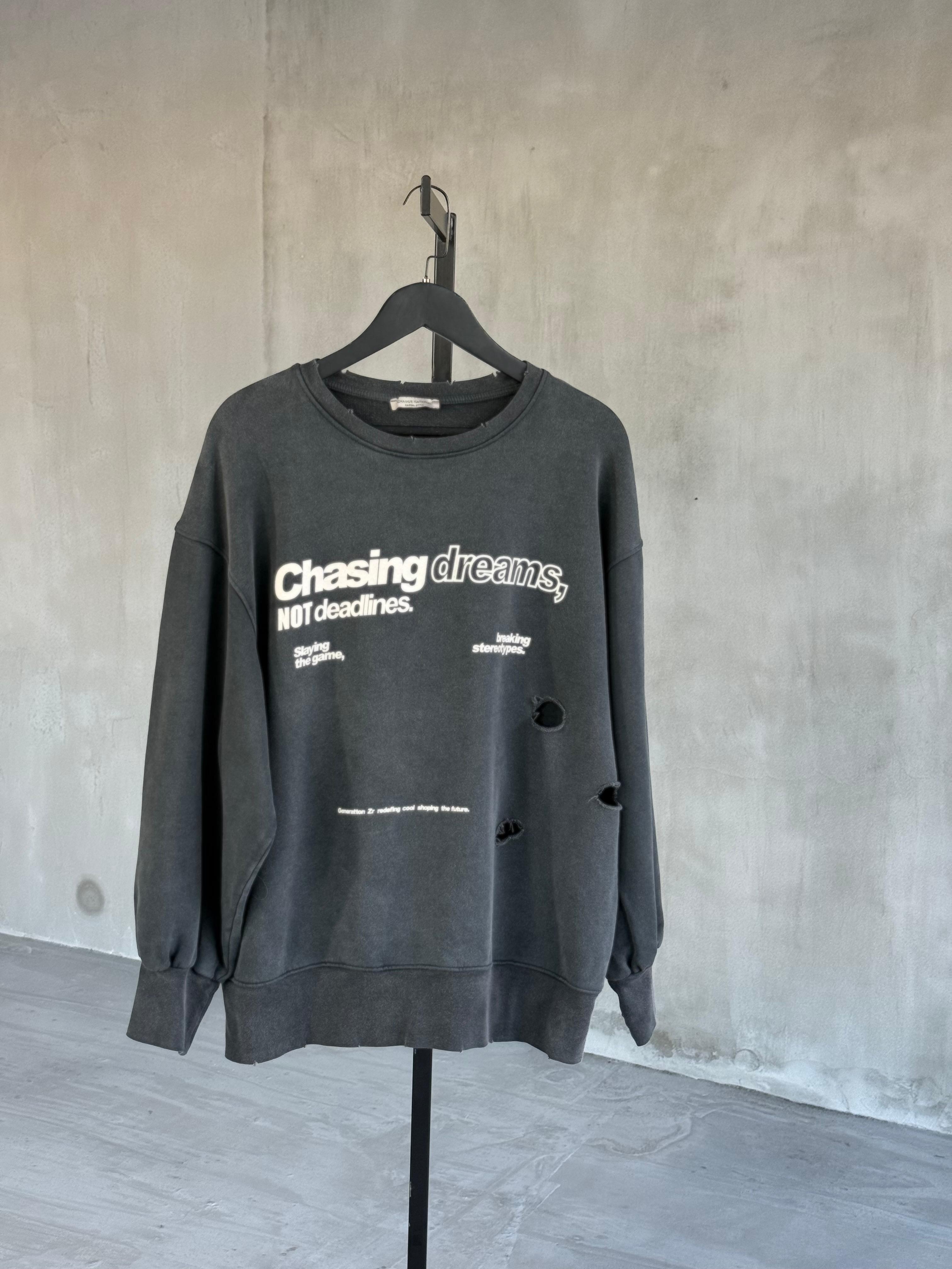 Yazı Baskılı Oversize Yırtık Detaylı Sweat (Antrasit)