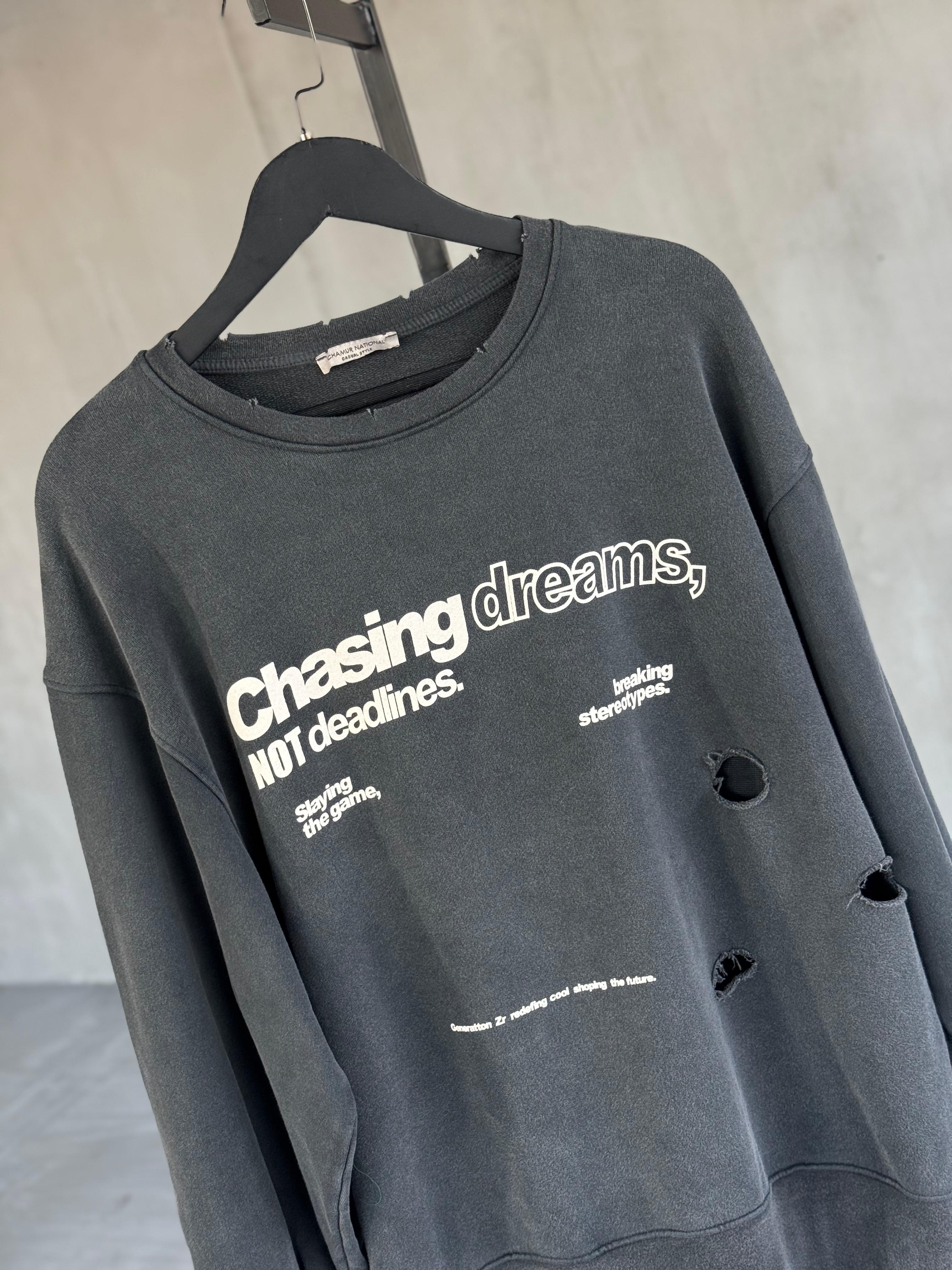 Yazı Baskılı Oversize Yırtık Detaylı Sweat (Antrasit)