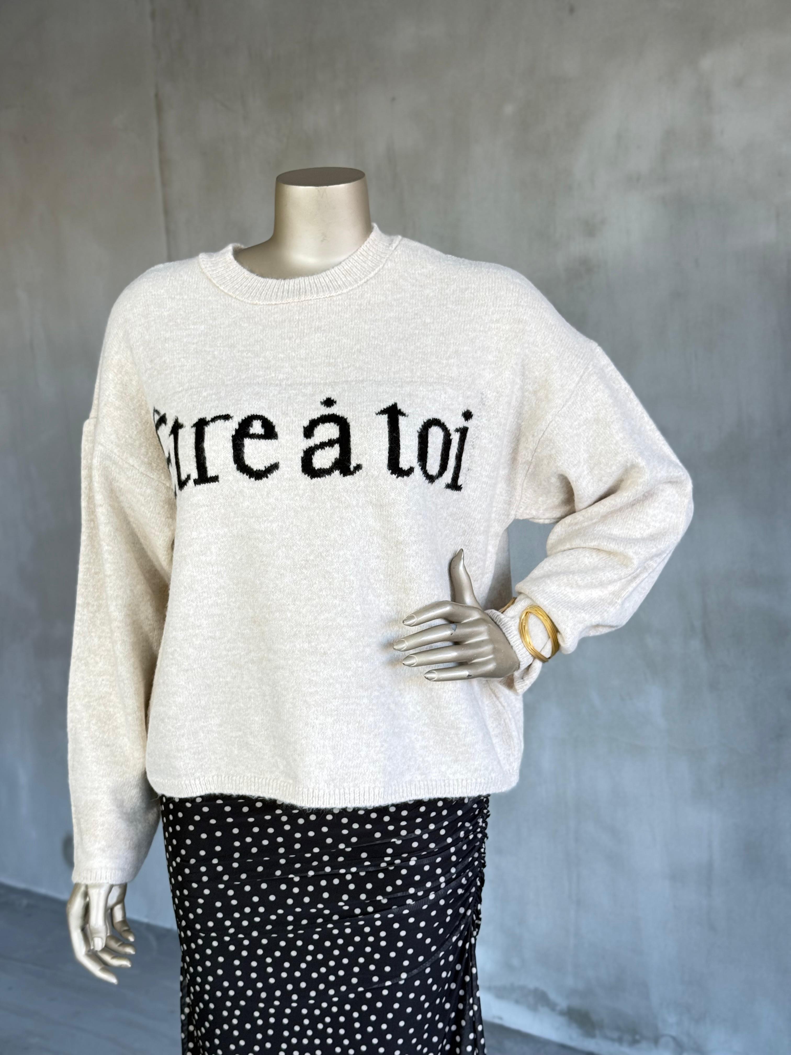 Yazı Desenli Bisiklet Yaka Triko Kazak (Ekru)