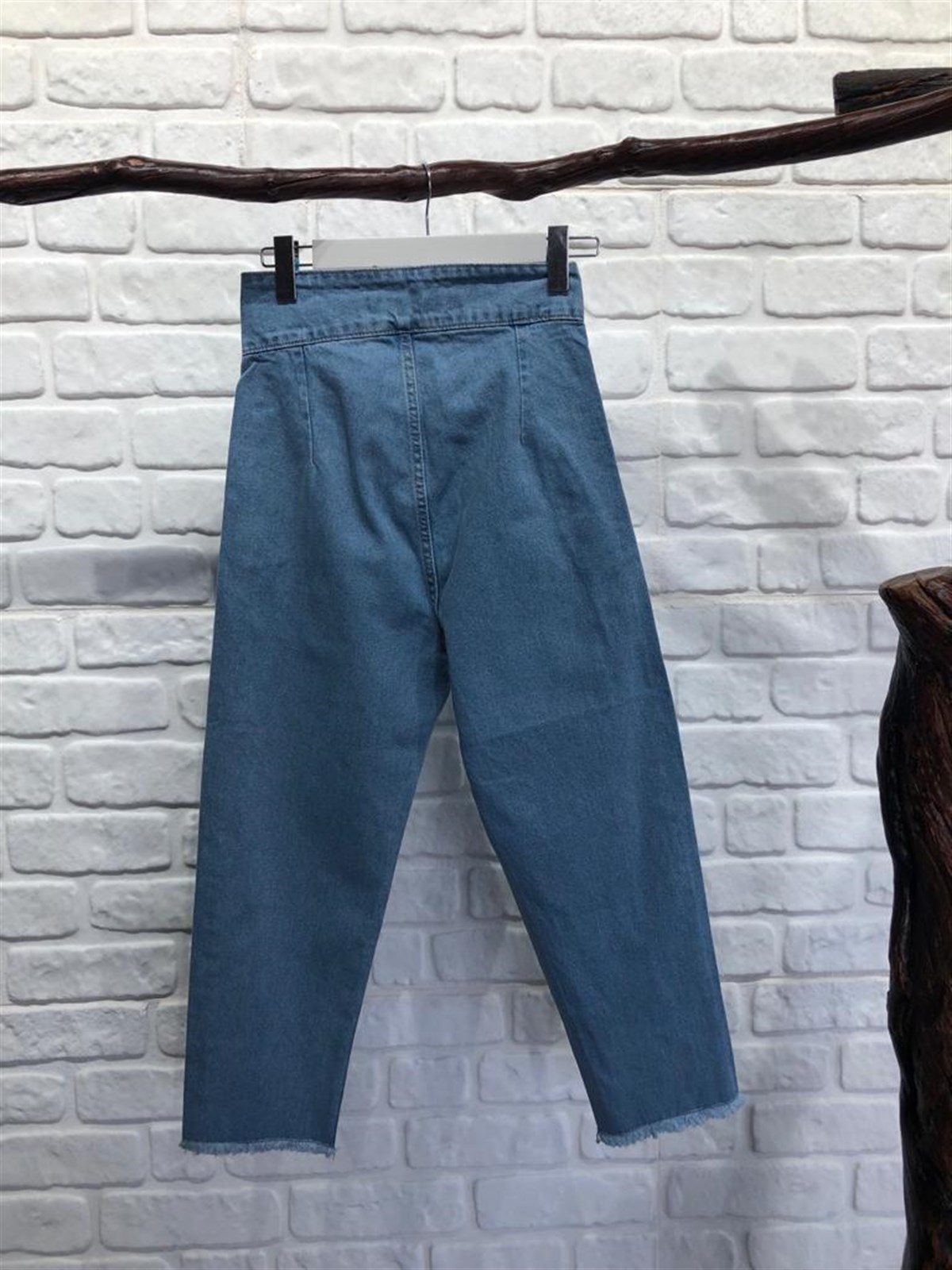 Yüksek Bel Düğme Detaylı Jean