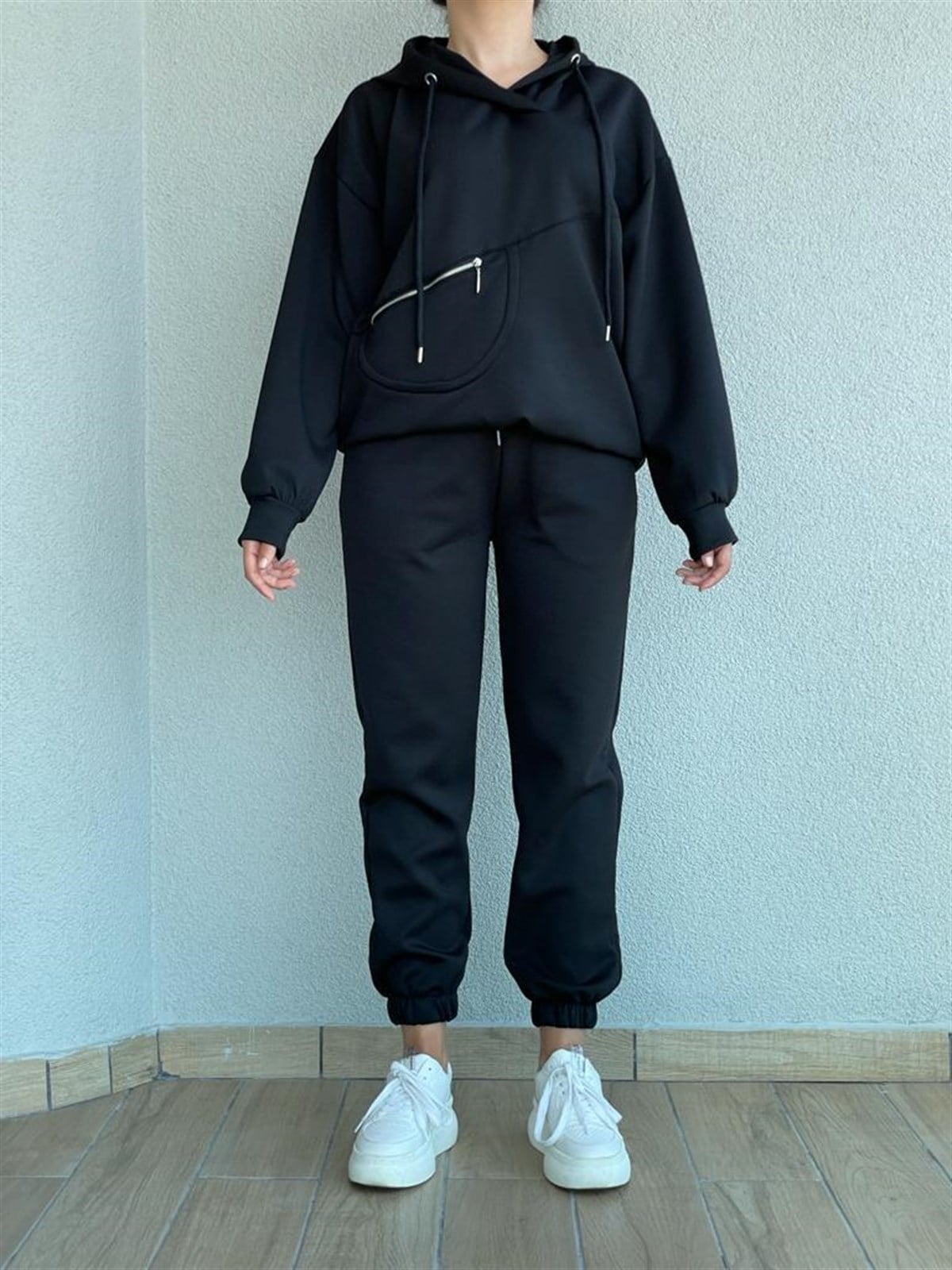 Yumuşak Doku Fermuar Detaylı Sweat (Siyah)