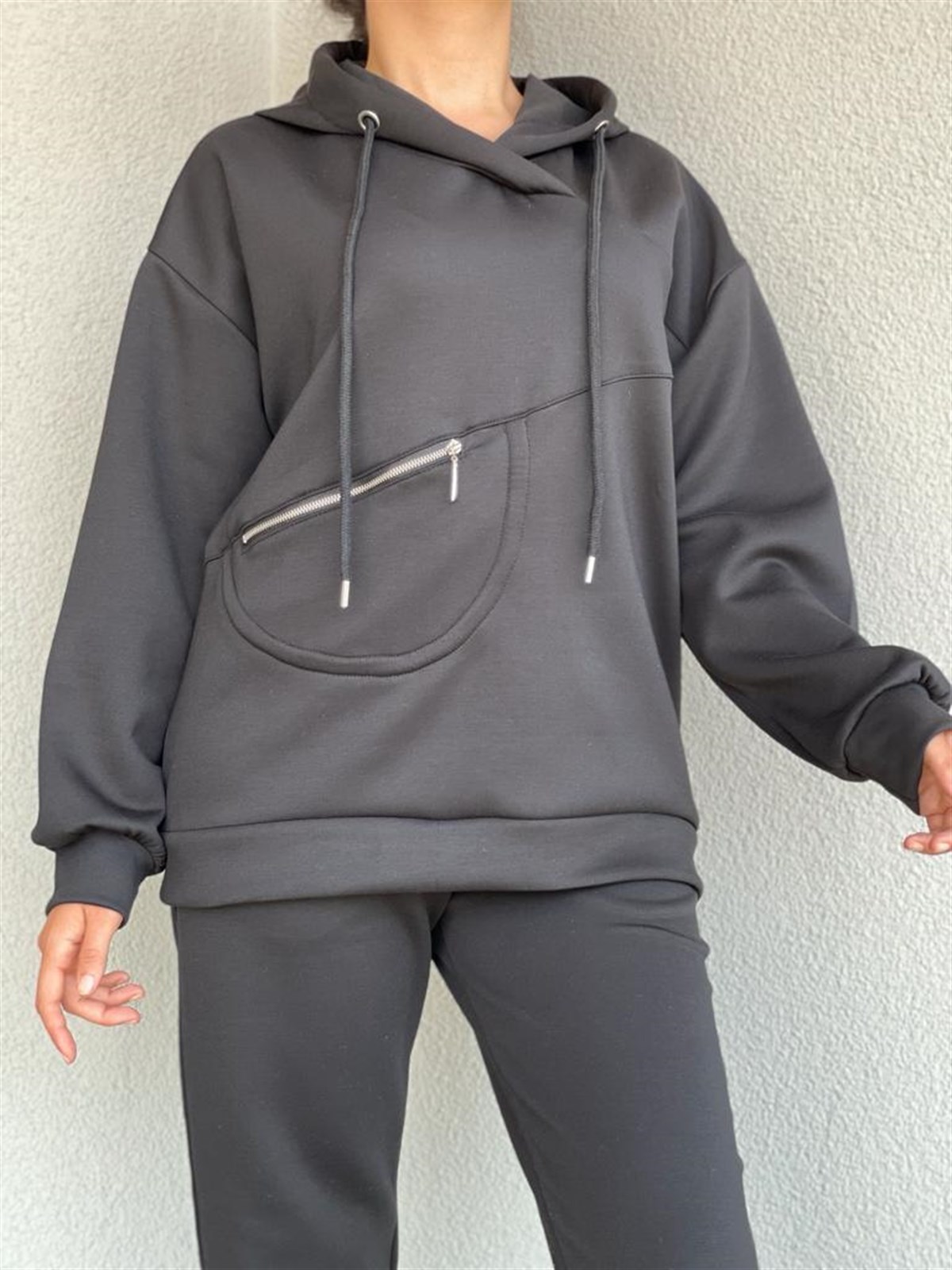 Yumuşak Doku Fermuar Detaylı Sweat (Siyah)